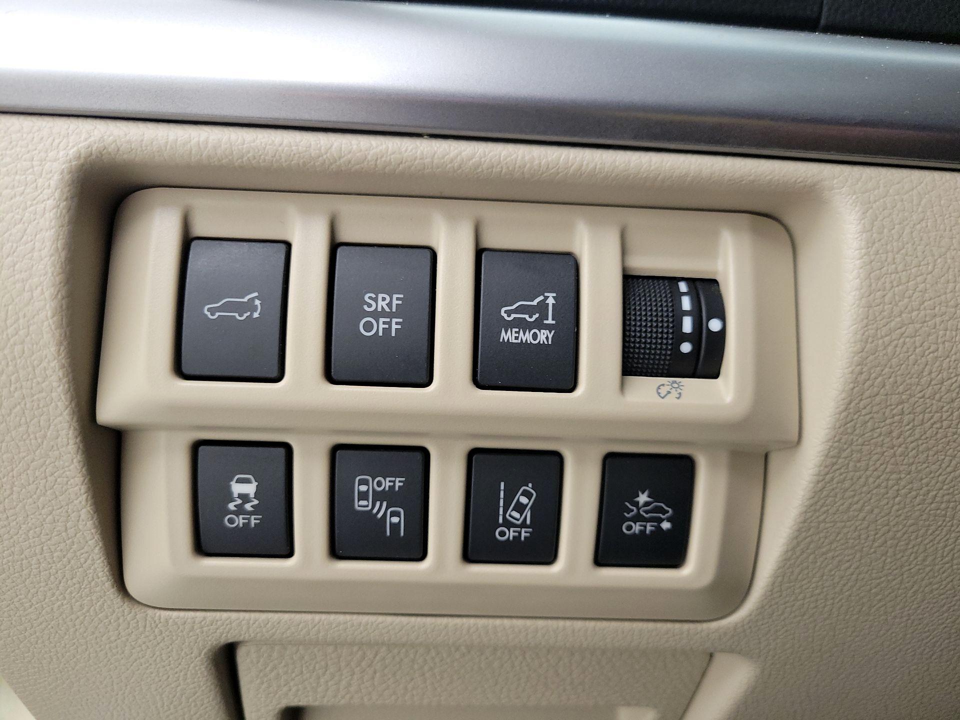 Thumbnail: 2017 Subaru Outback - 13