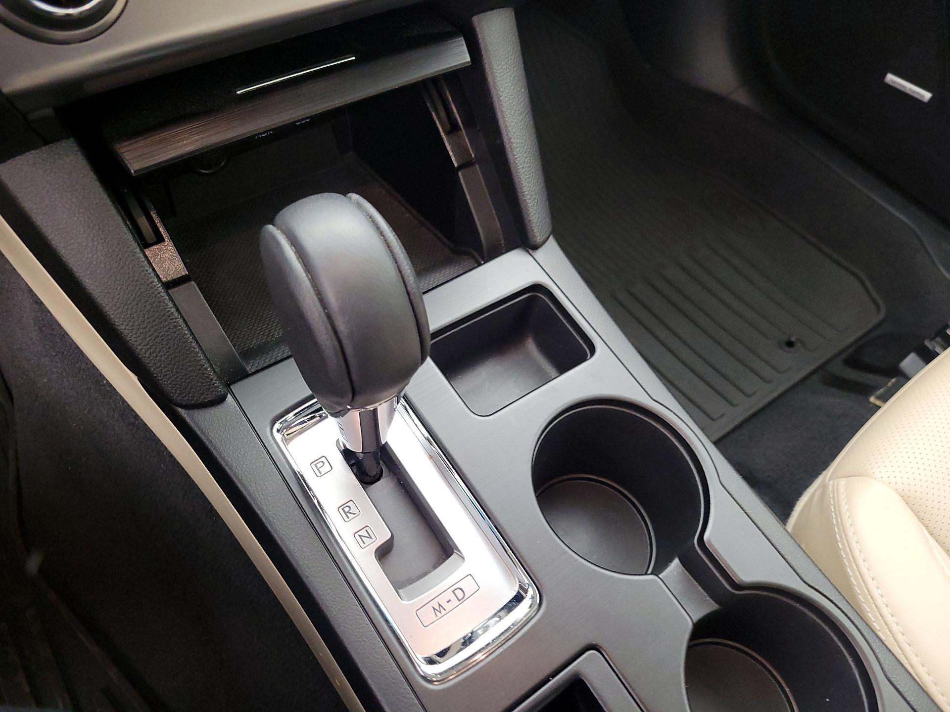 Thumbnail: 2017 Subaru Outback - 18