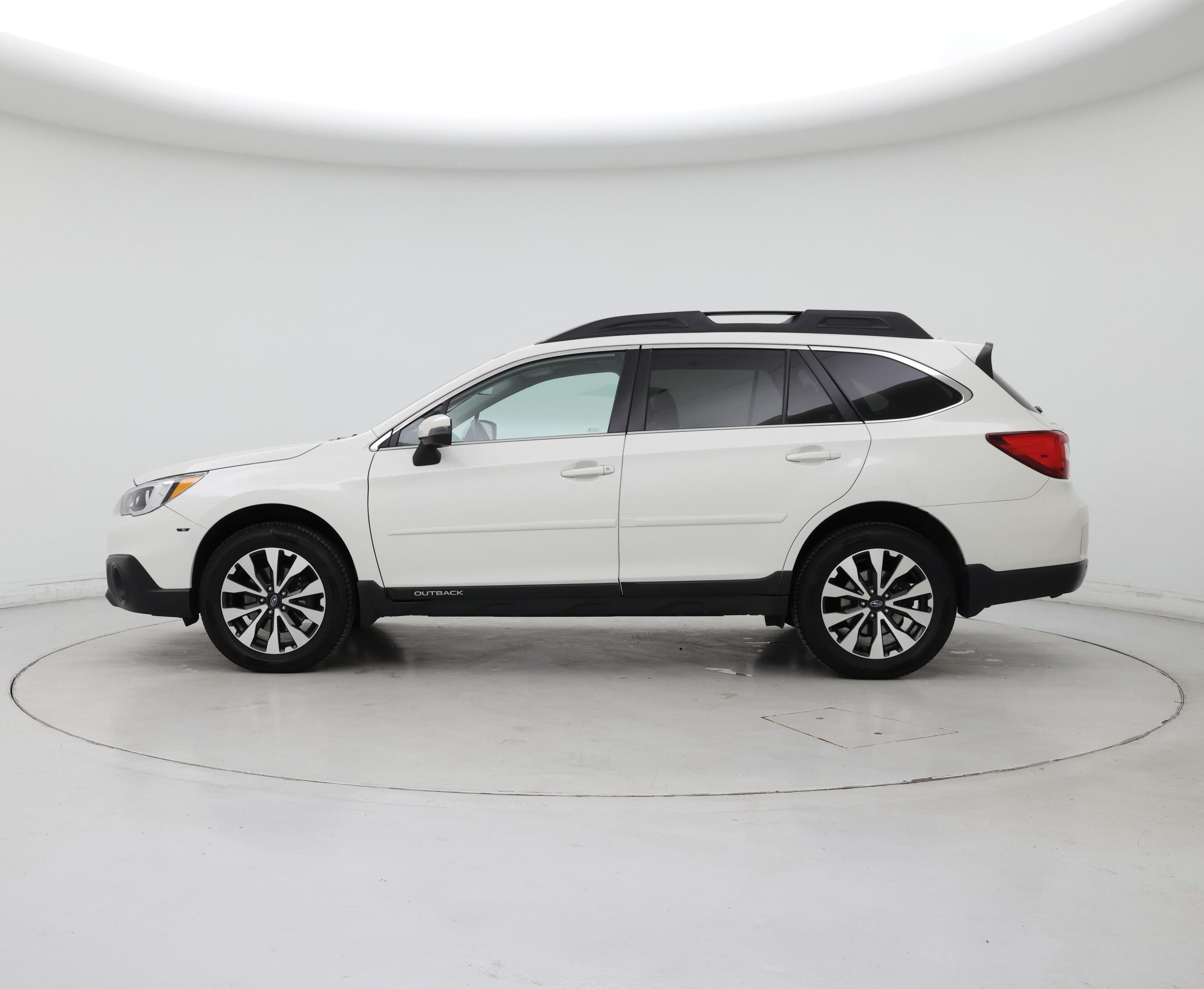 Thumbnail: 2017 Subaru Outback - 3