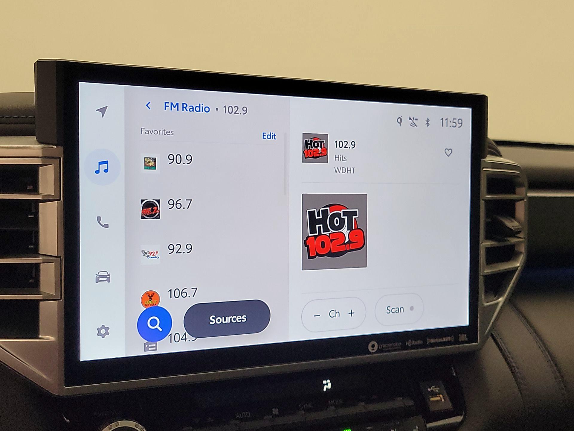 Thumbnail: 2023 Toyota Tundra - 15