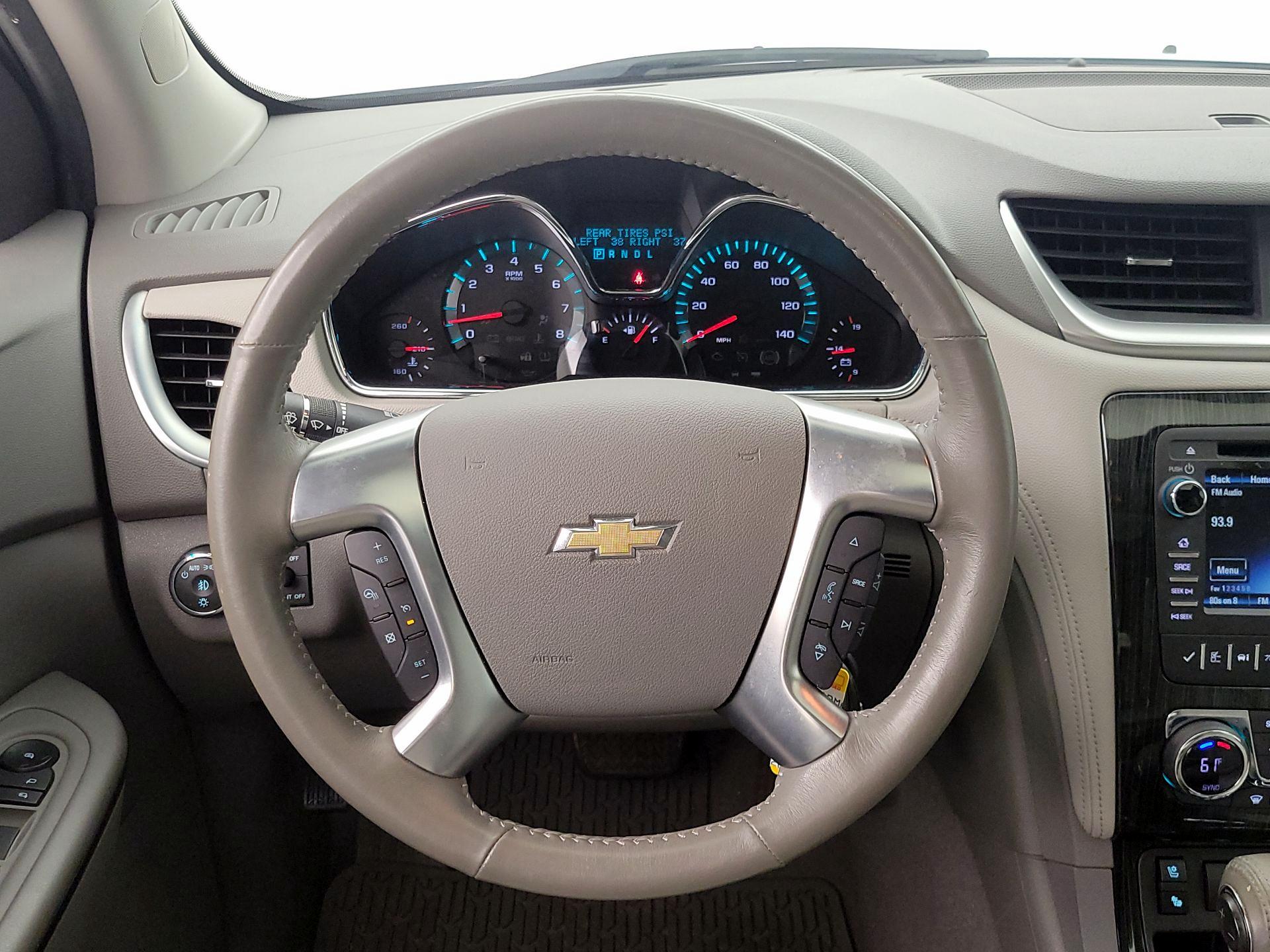 Thumbnail: 2016 Chevrolet Traverse - 10