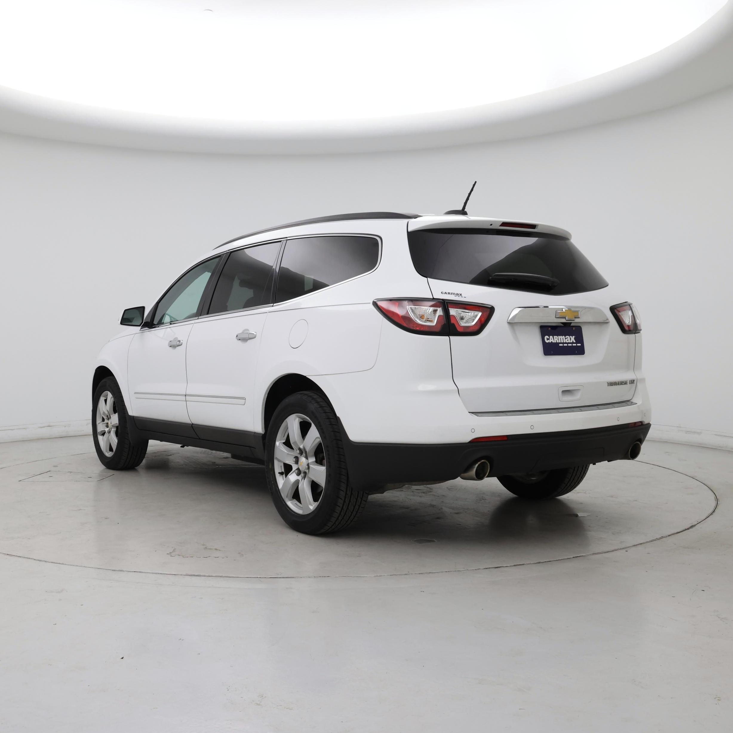 Thumbnail: 2016 Chevrolet Traverse - 2