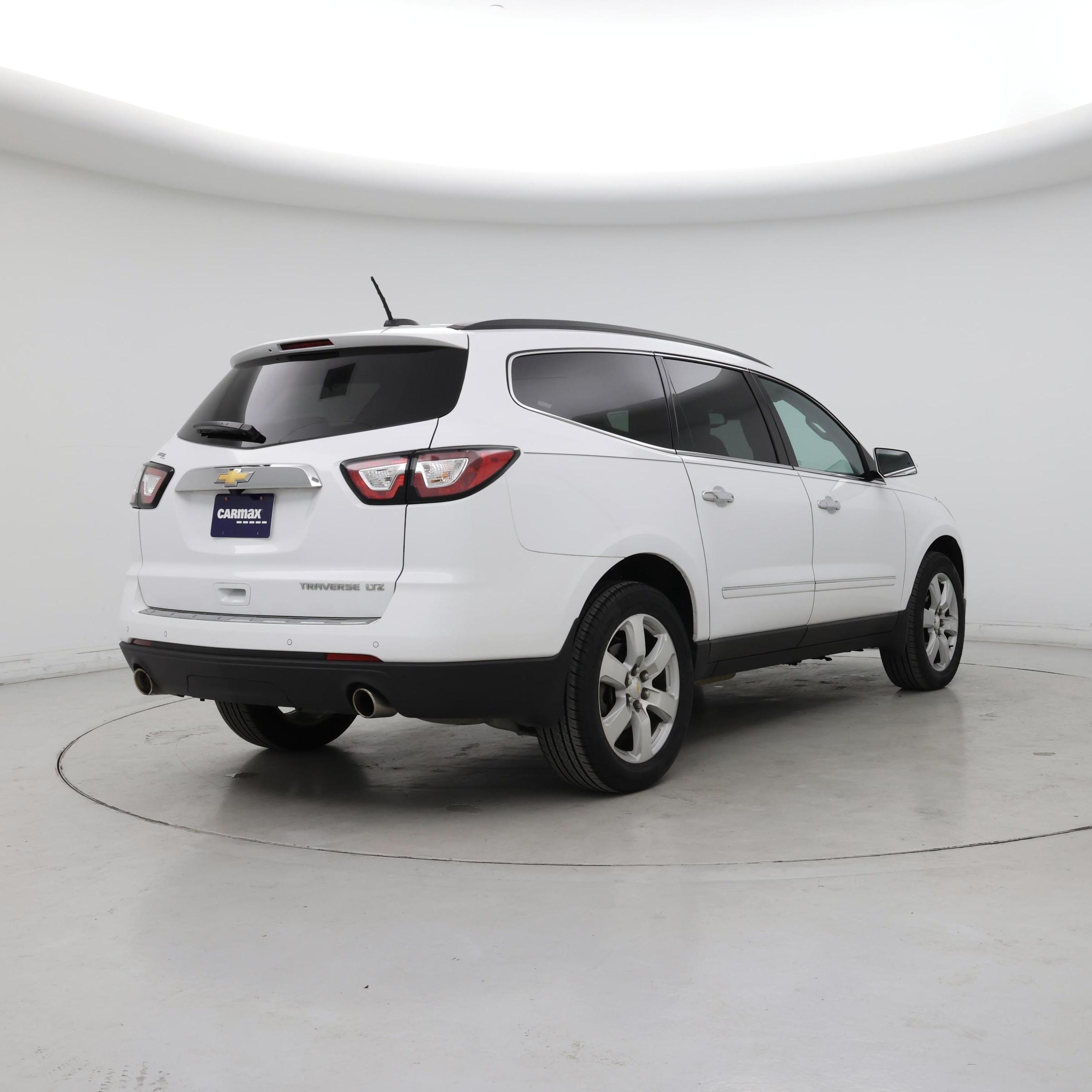 Thumbnail: 2016 Chevrolet Traverse - 8