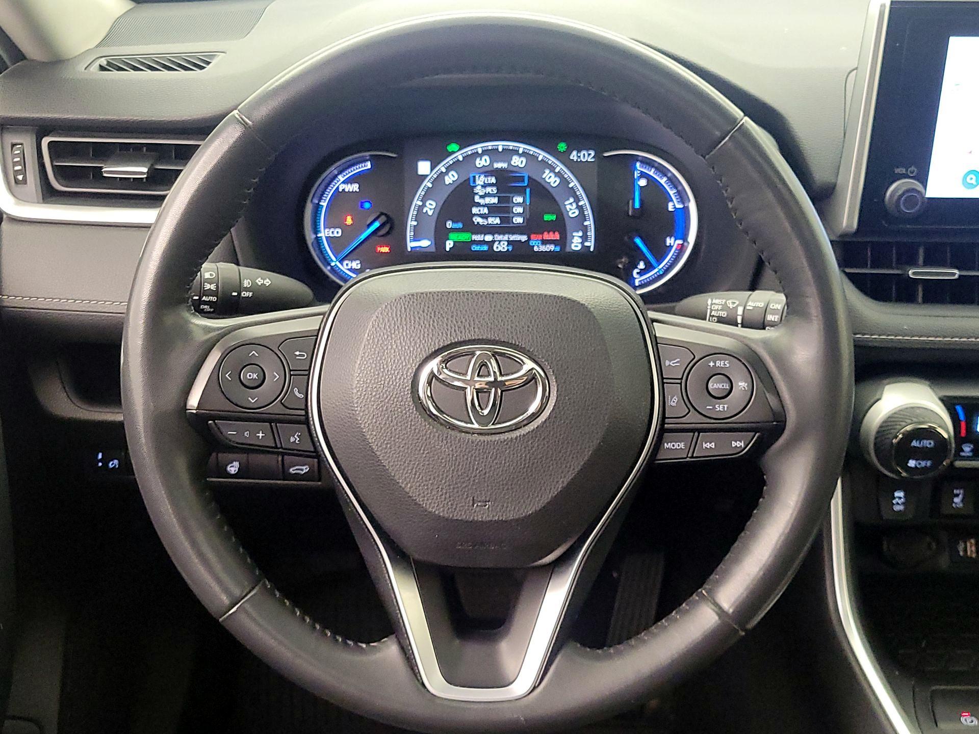 Thumbnail: 2023 Toyota RAV4 - 10