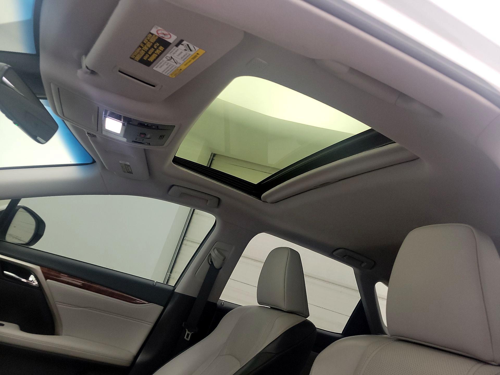 Thumbnail: 2019 Lexus RX - 20