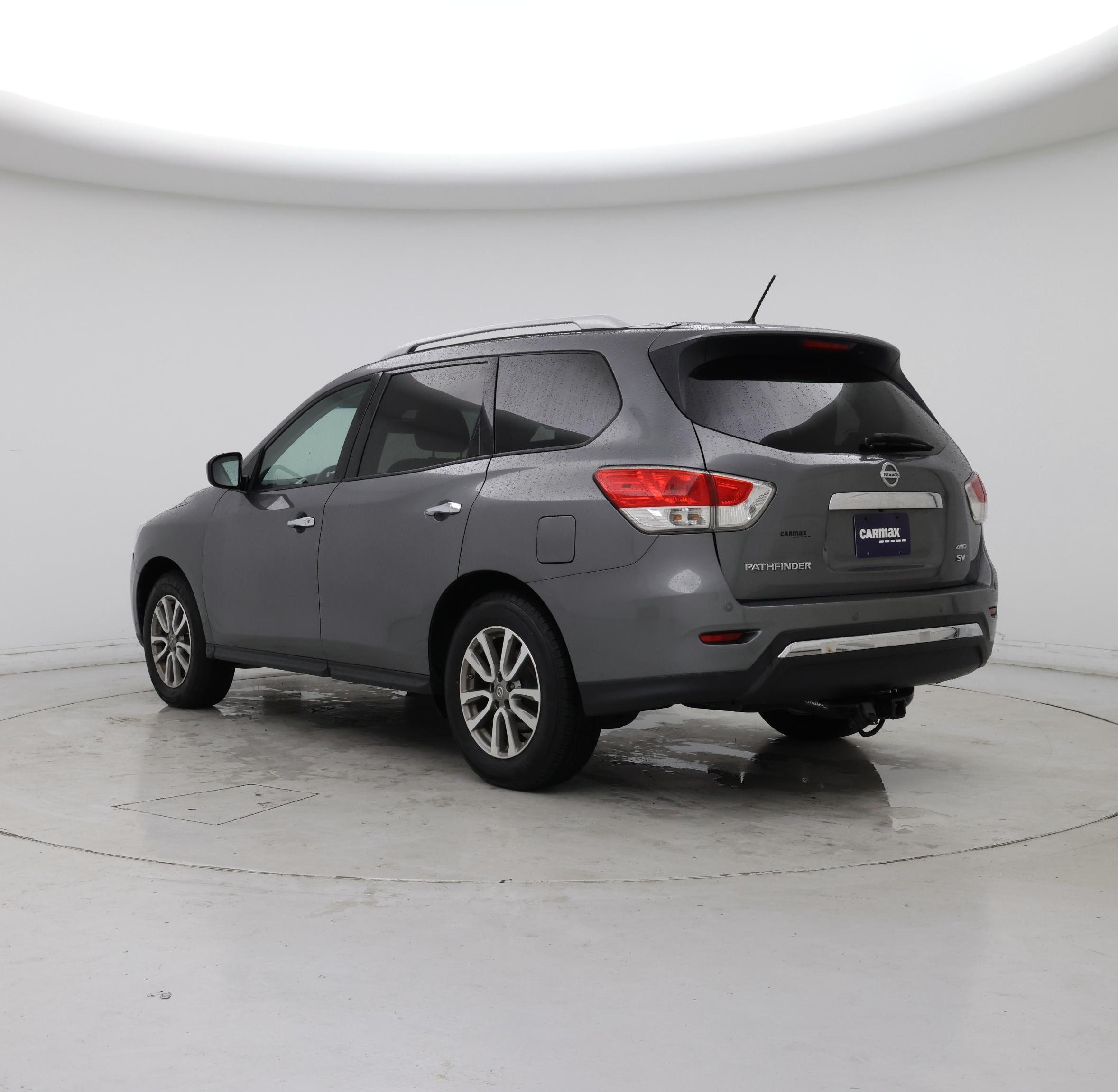 Thumbnail: 2015 Nissan Pathfinder - 2