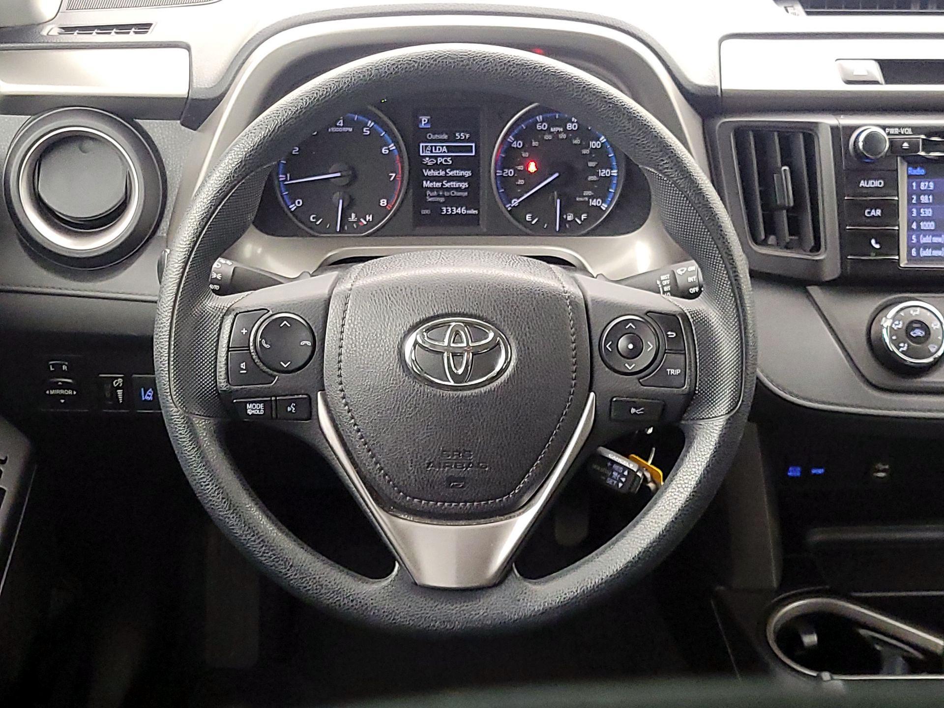 Thumbnail: 2018 Toyota RAV4 - 10