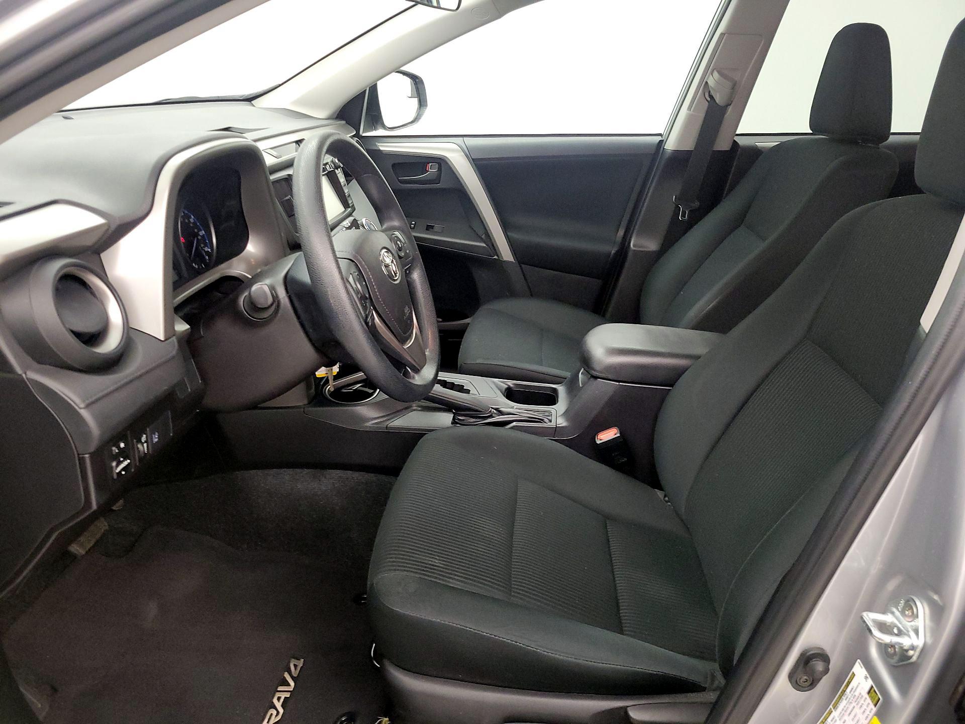 Thumbnail: 2018 Toyota RAV4 - 11