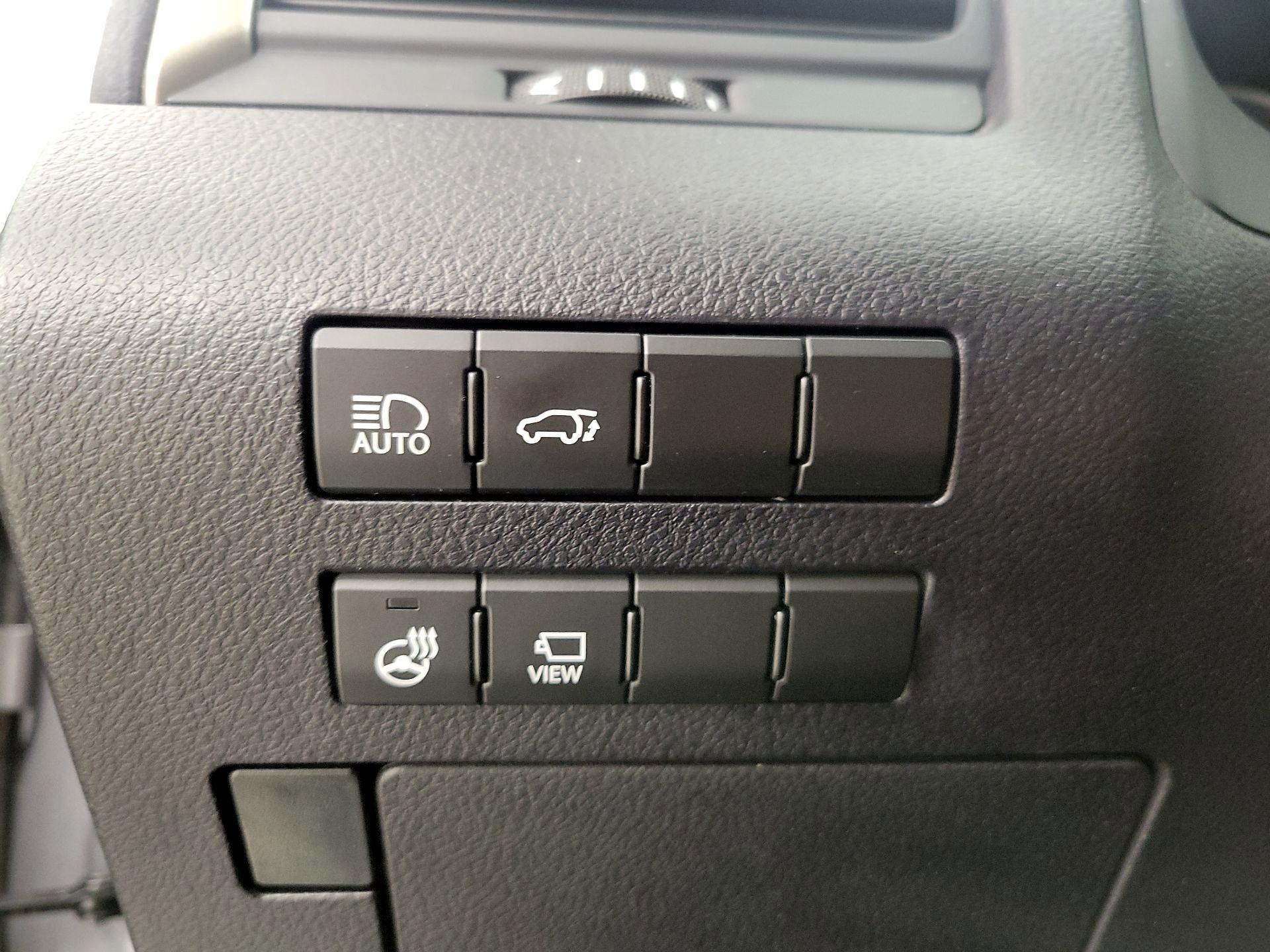 Thumbnail: 2021 Lexus RX - 13