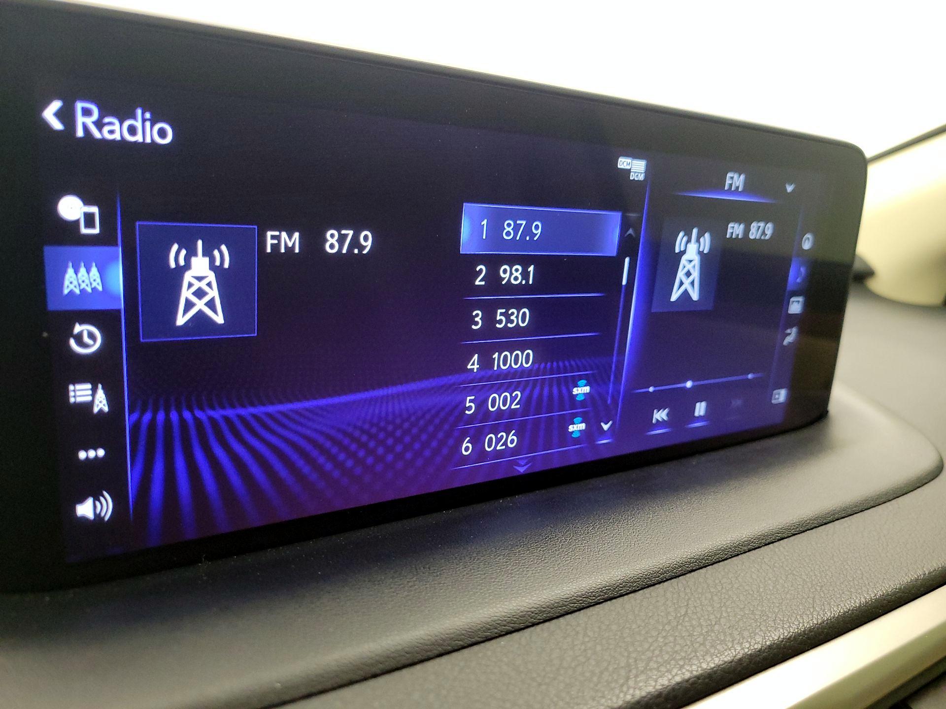 Thumbnail: 2021 Lexus RX - 16