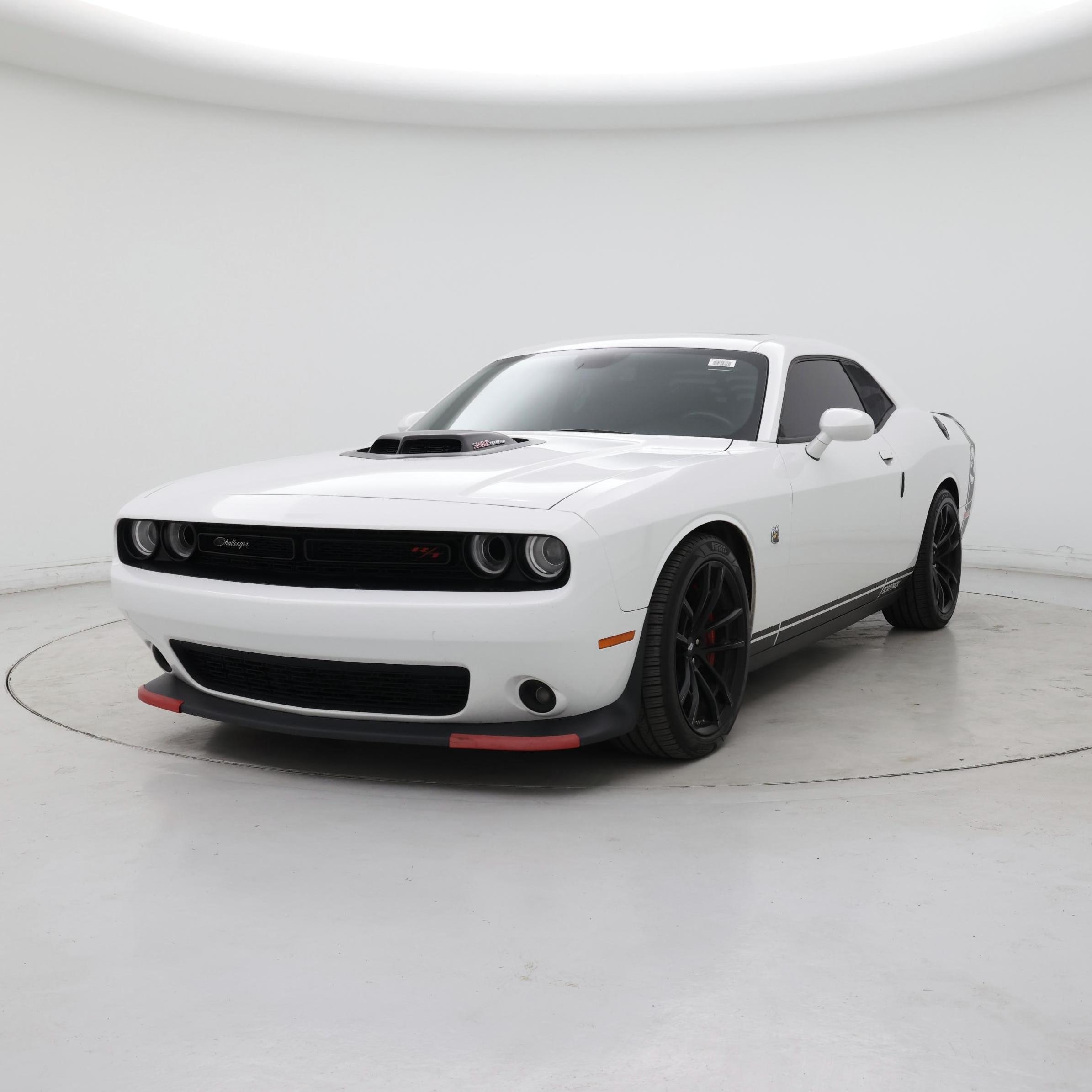 Thumbnail: 2020 Dodge Challenger - 4