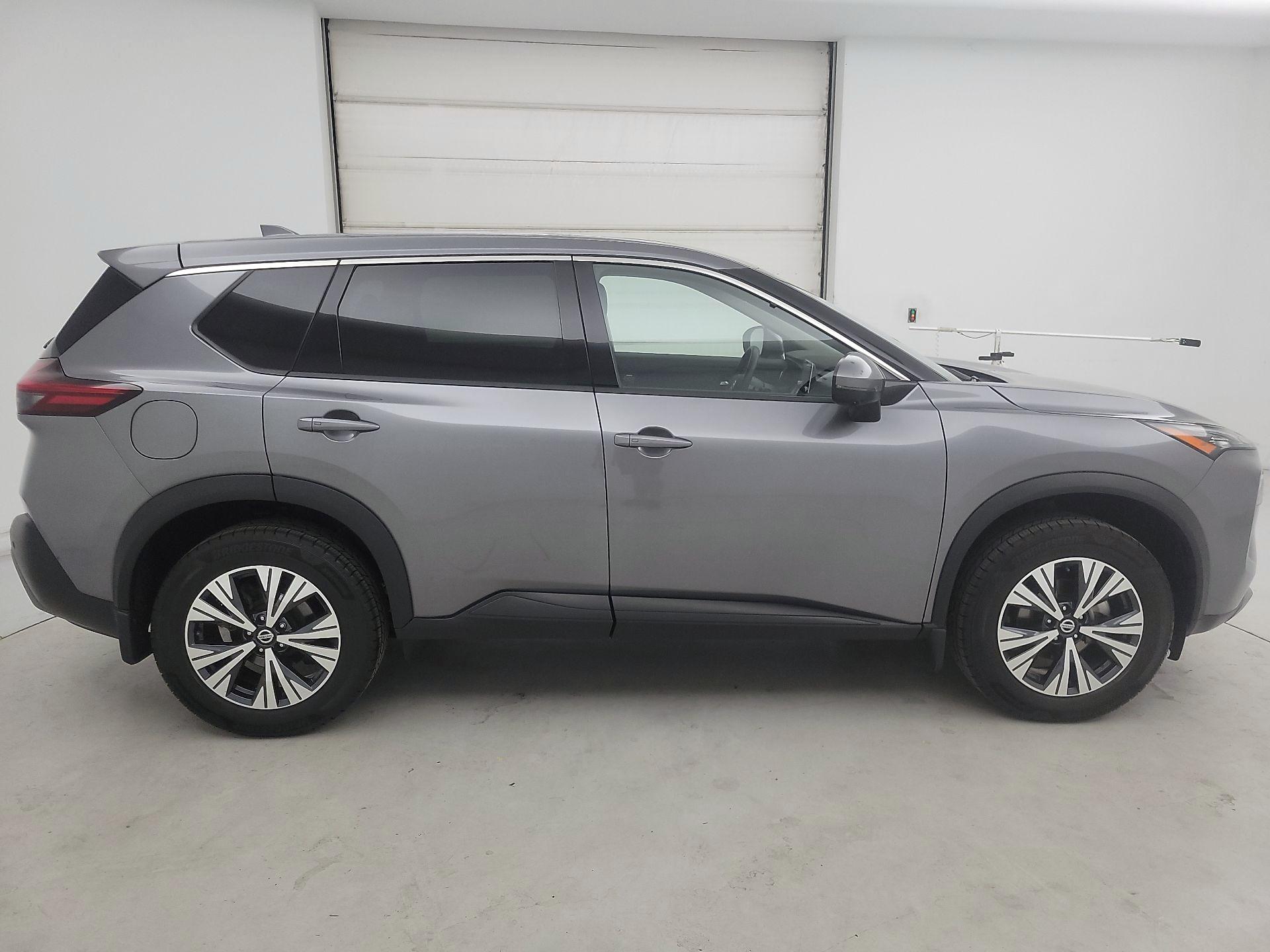Thumbnail: 2021 Nissan Rogue - 4