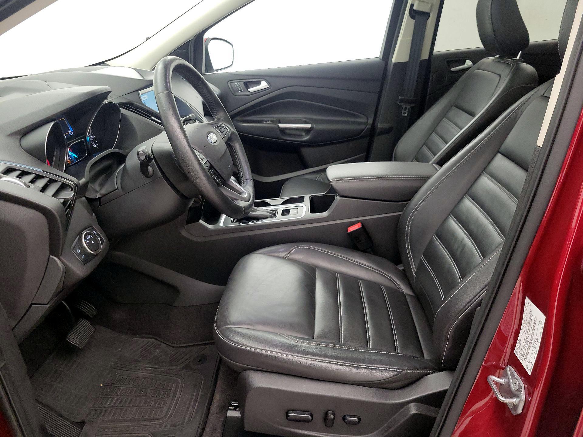 Thumbnail: 2019 Ford Escape - 9