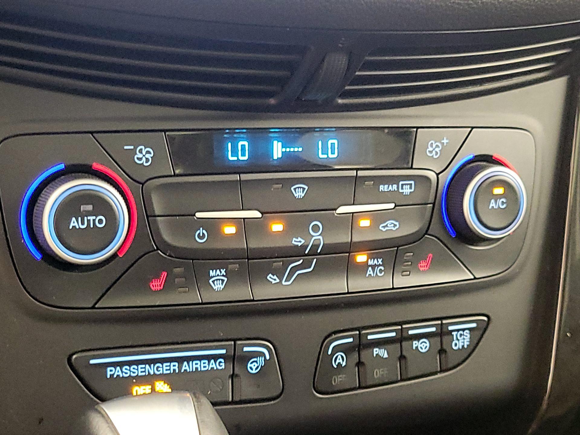 Thumbnail: 2019 Ford Escape - 14