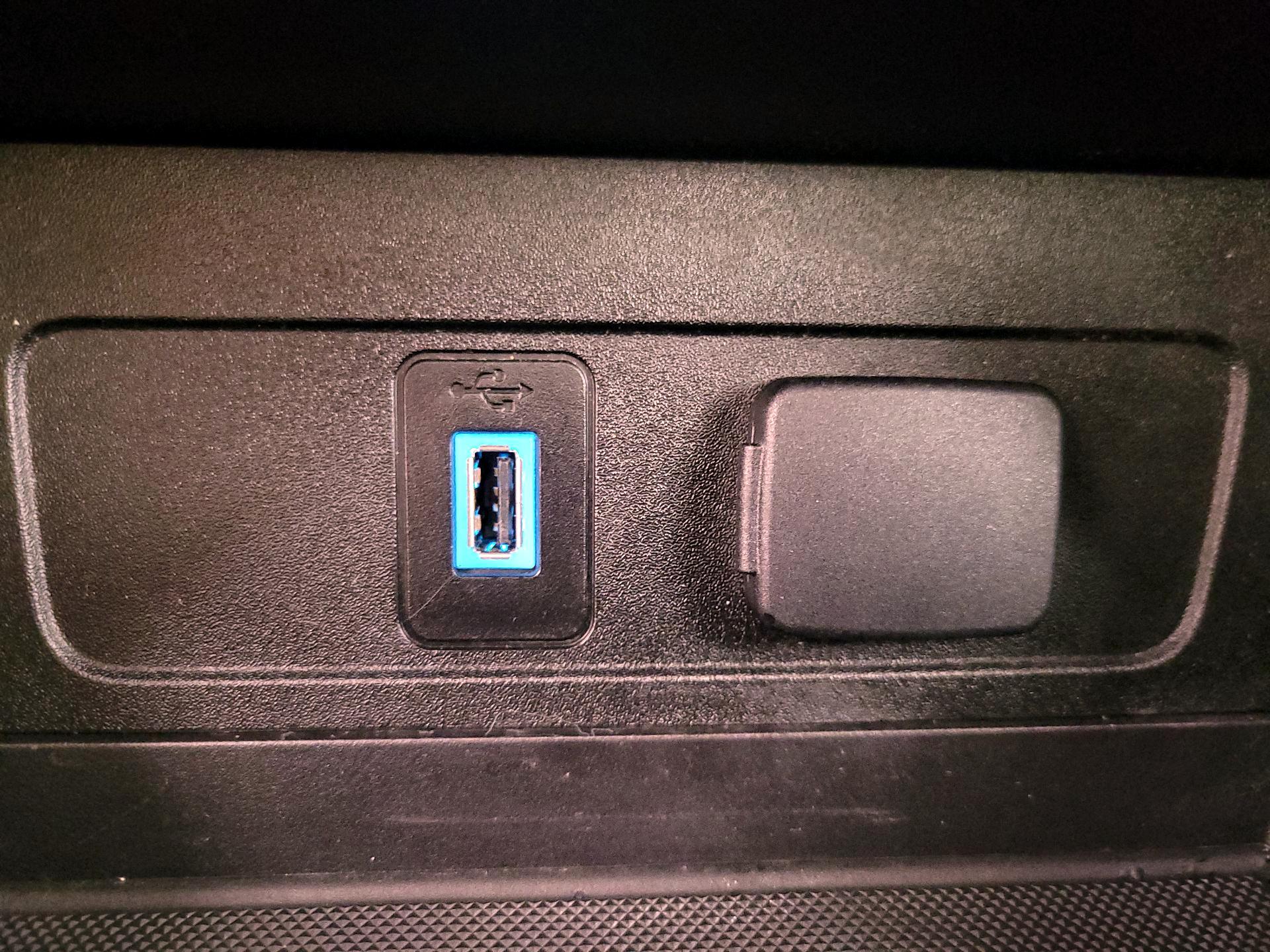 Thumbnail: 2019 Ford Escape - 16