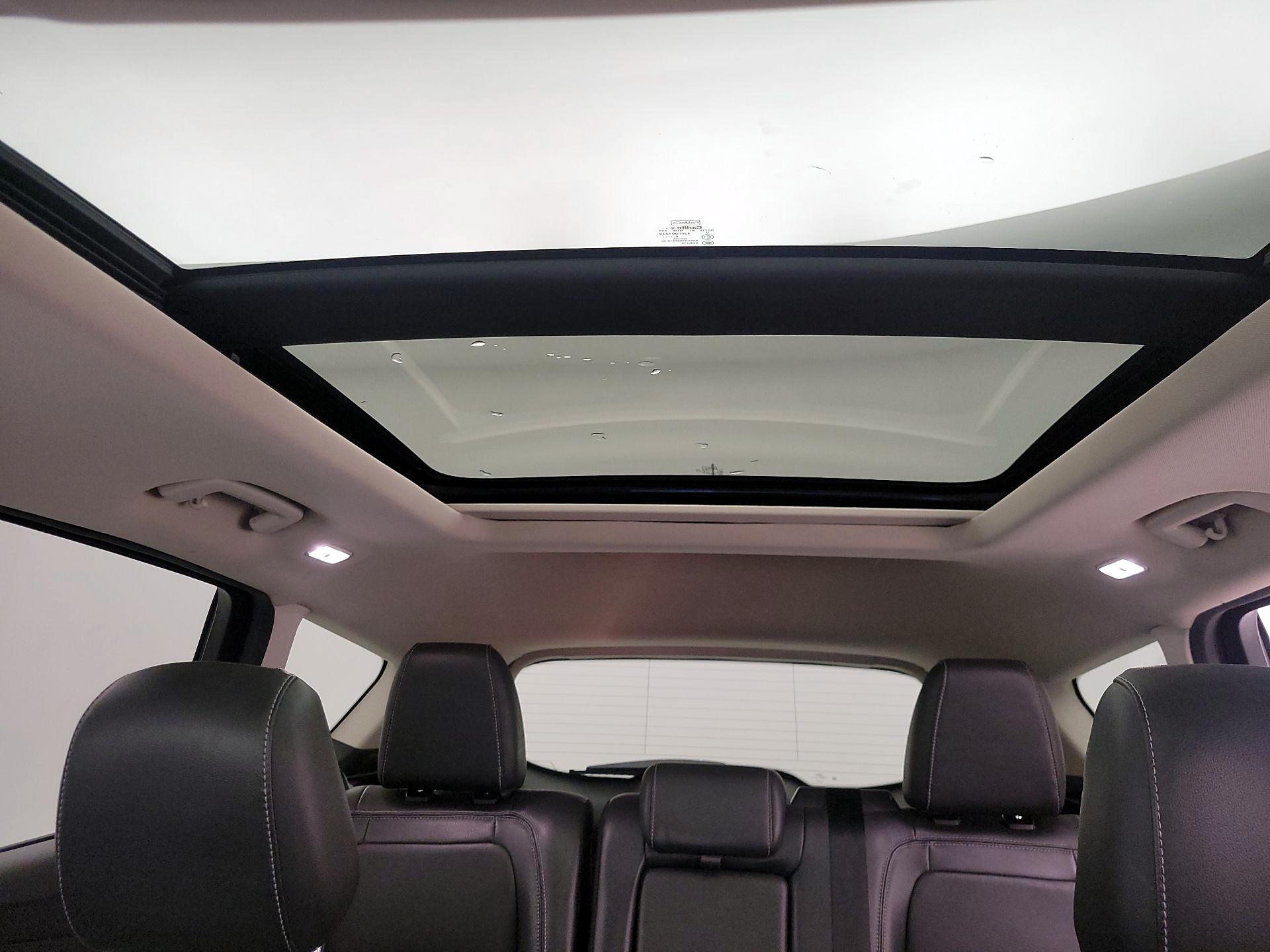 Thumbnail: 2019 Ford Escape - 17