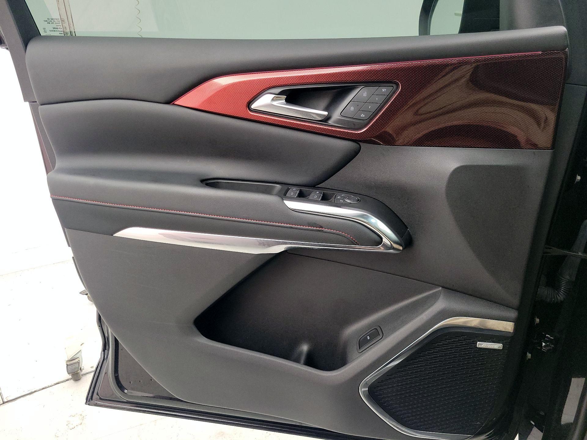 Thumbnail: 2024 Chevrolet Traverse - 10