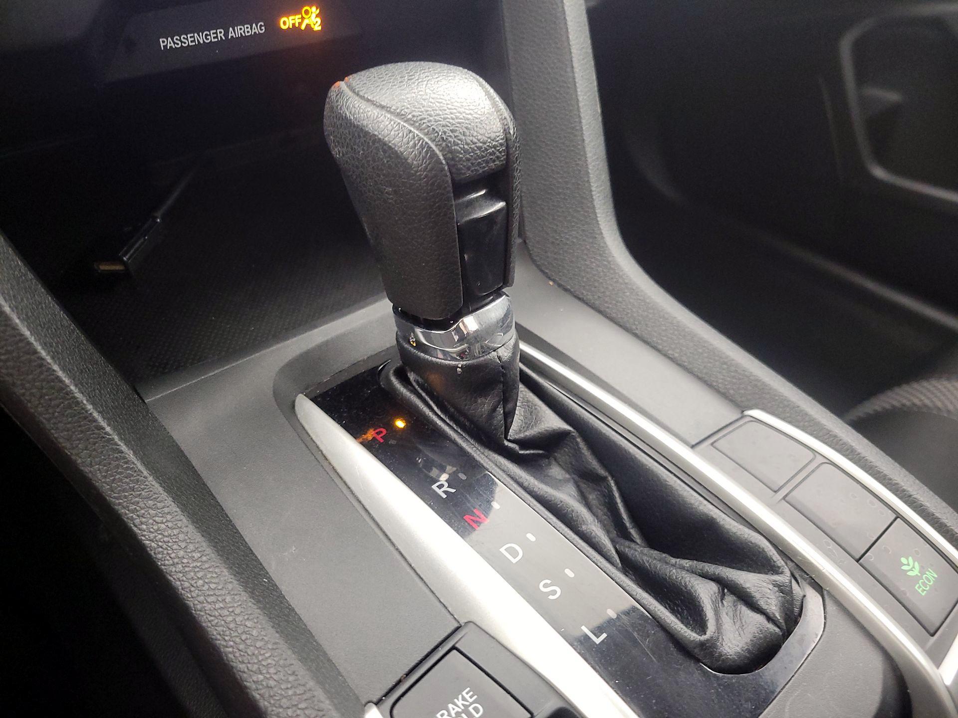 Thumbnail: 2020 Honda Civic - 15