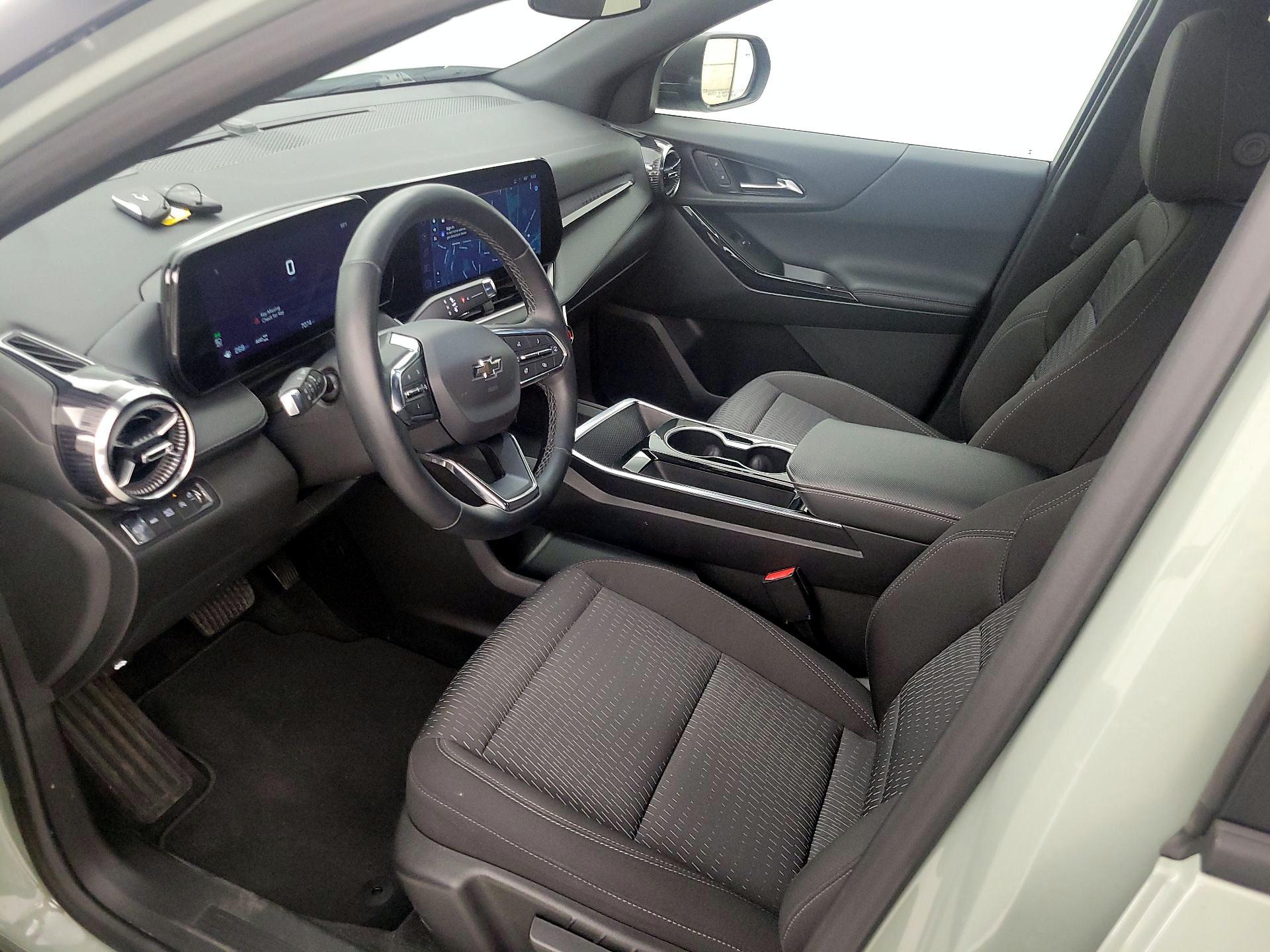Thumbnail: 2025 Chevrolet Equinox - 9