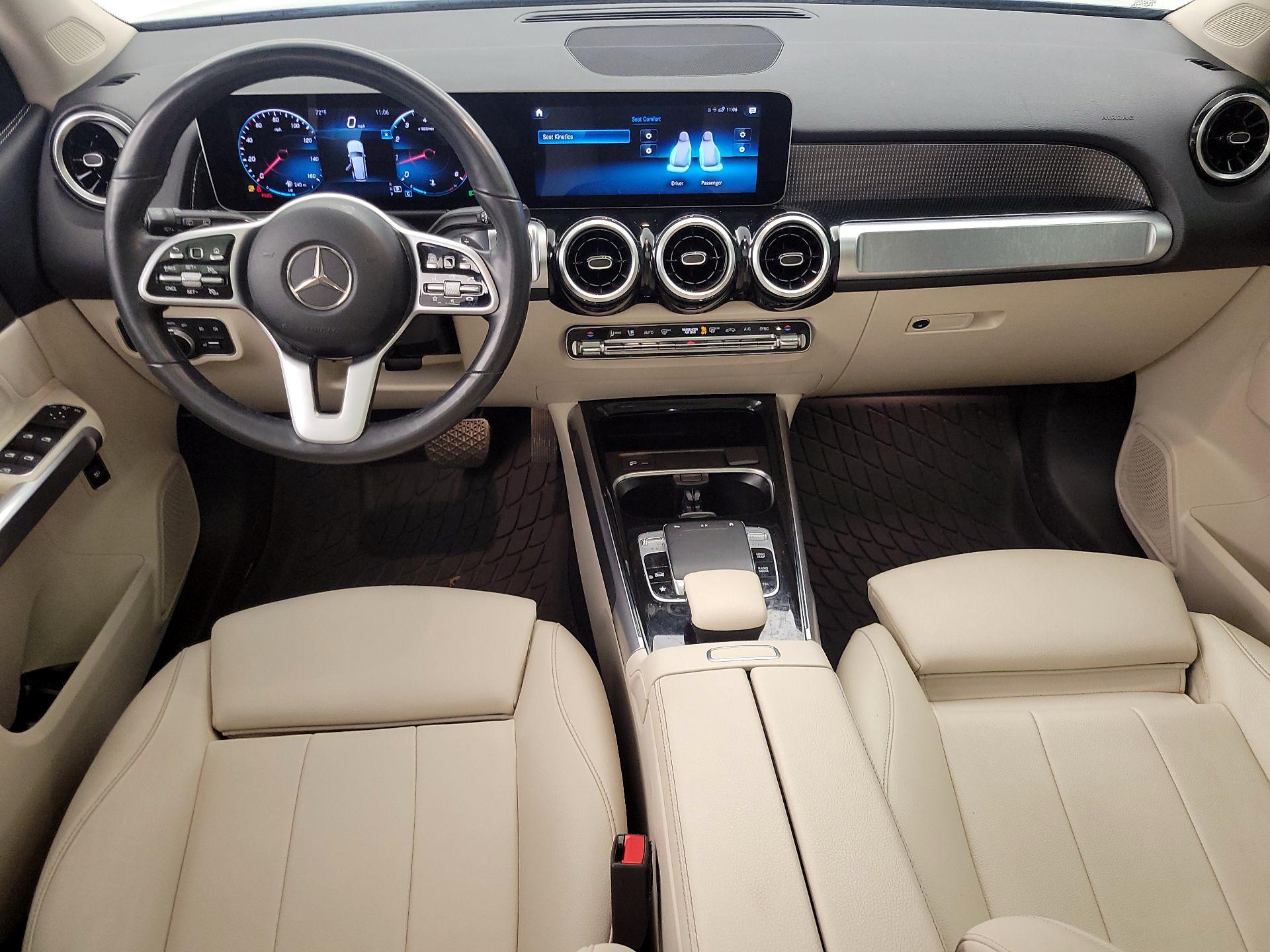 Thumbnail: 2020 Mercedes-Benz GLB - 8