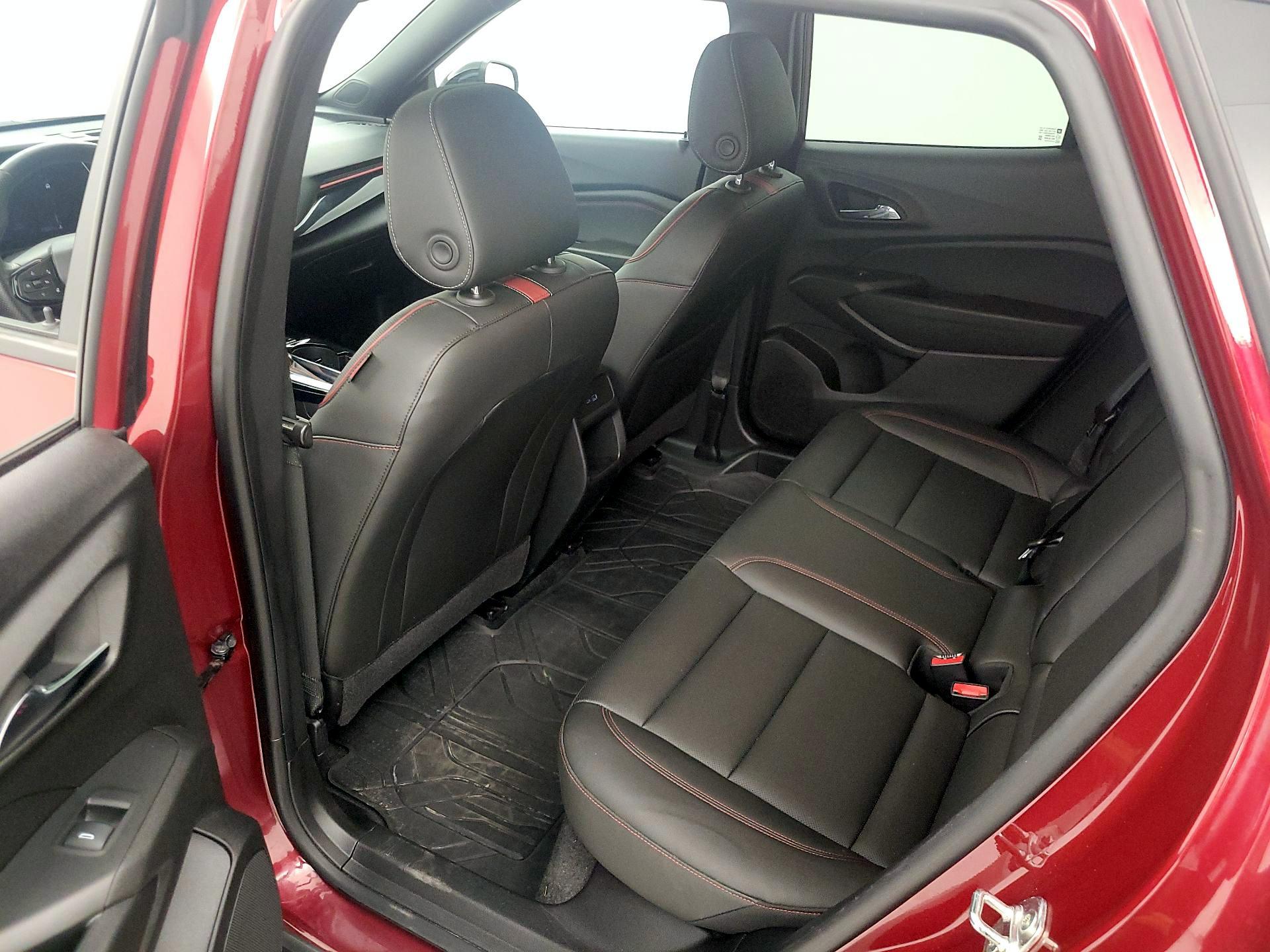 Thumbnail: 2024 Chevrolet Trax - 18