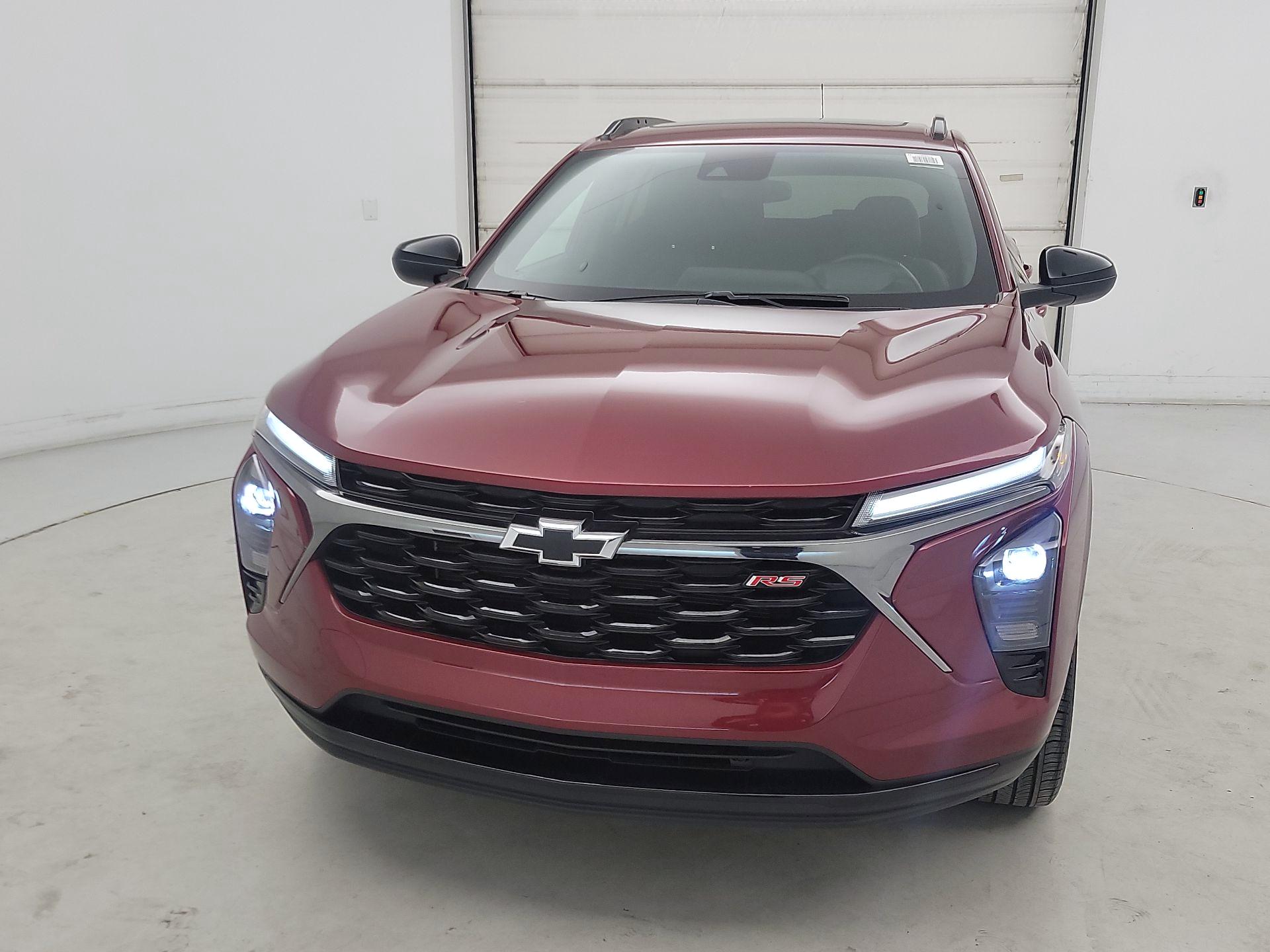 Thumbnail: 2024 Chevrolet Trax - 2