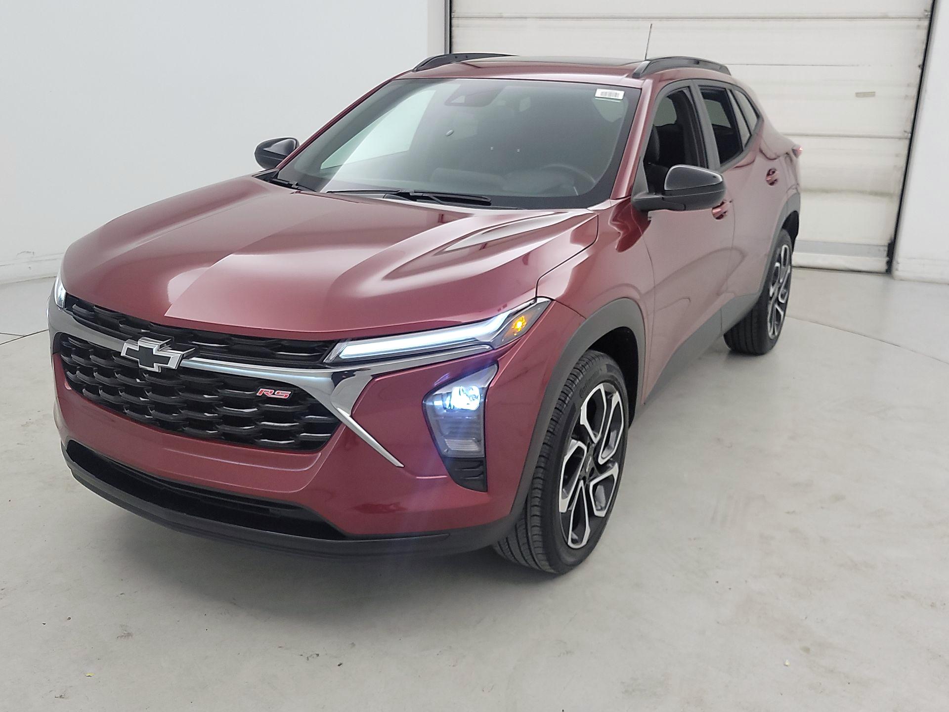 Thumbnail: 2024 Chevrolet Trax - 3