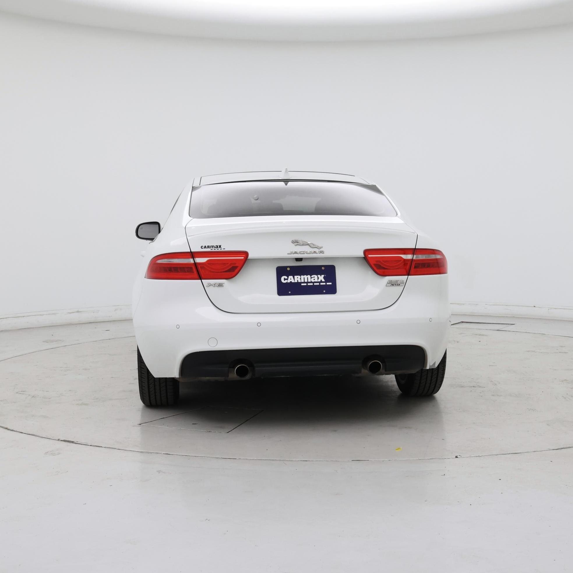 Thumbnail: 2018 Jaguar XE - 6