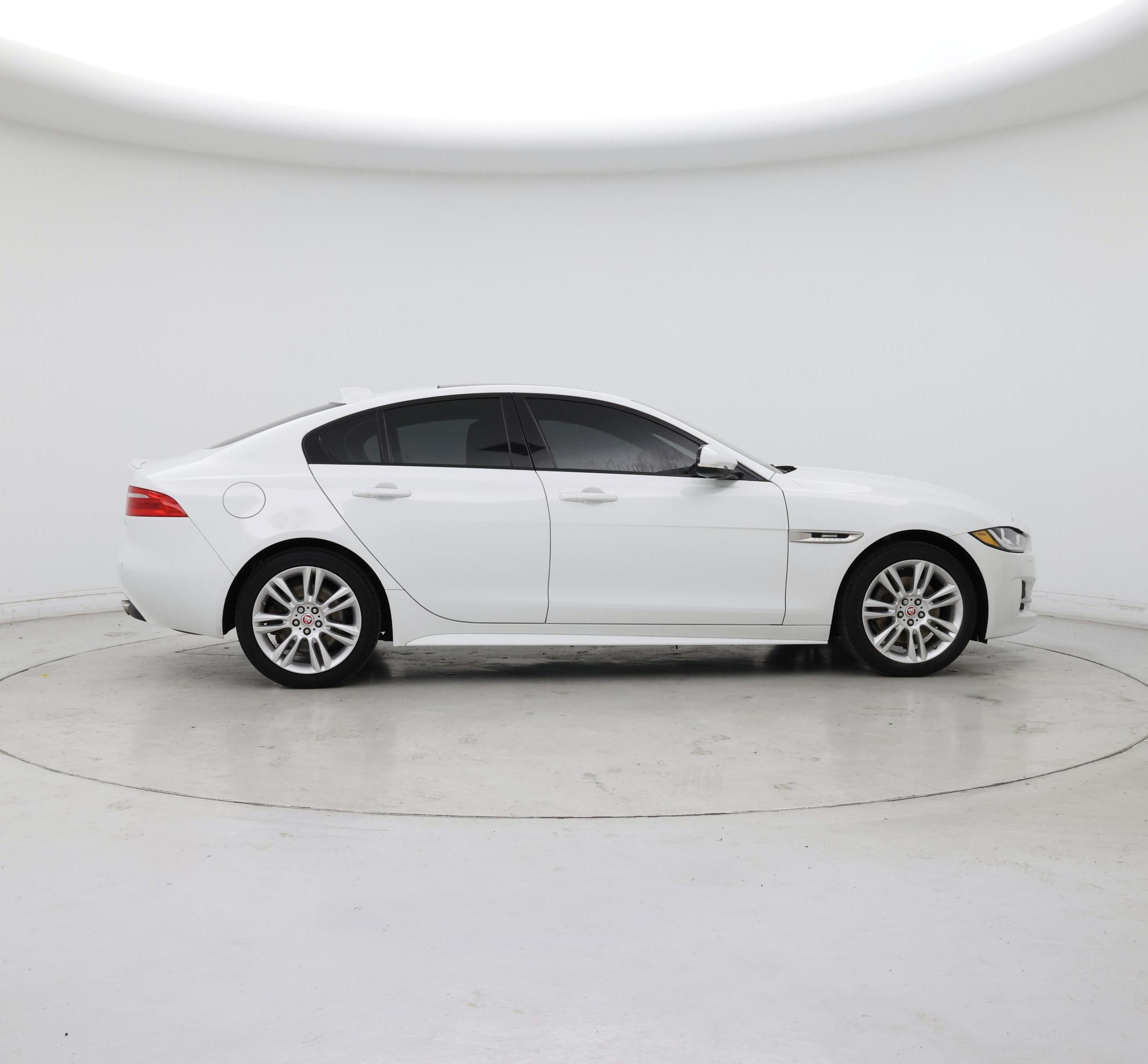 Thumbnail: 2018 Jaguar XE - 7