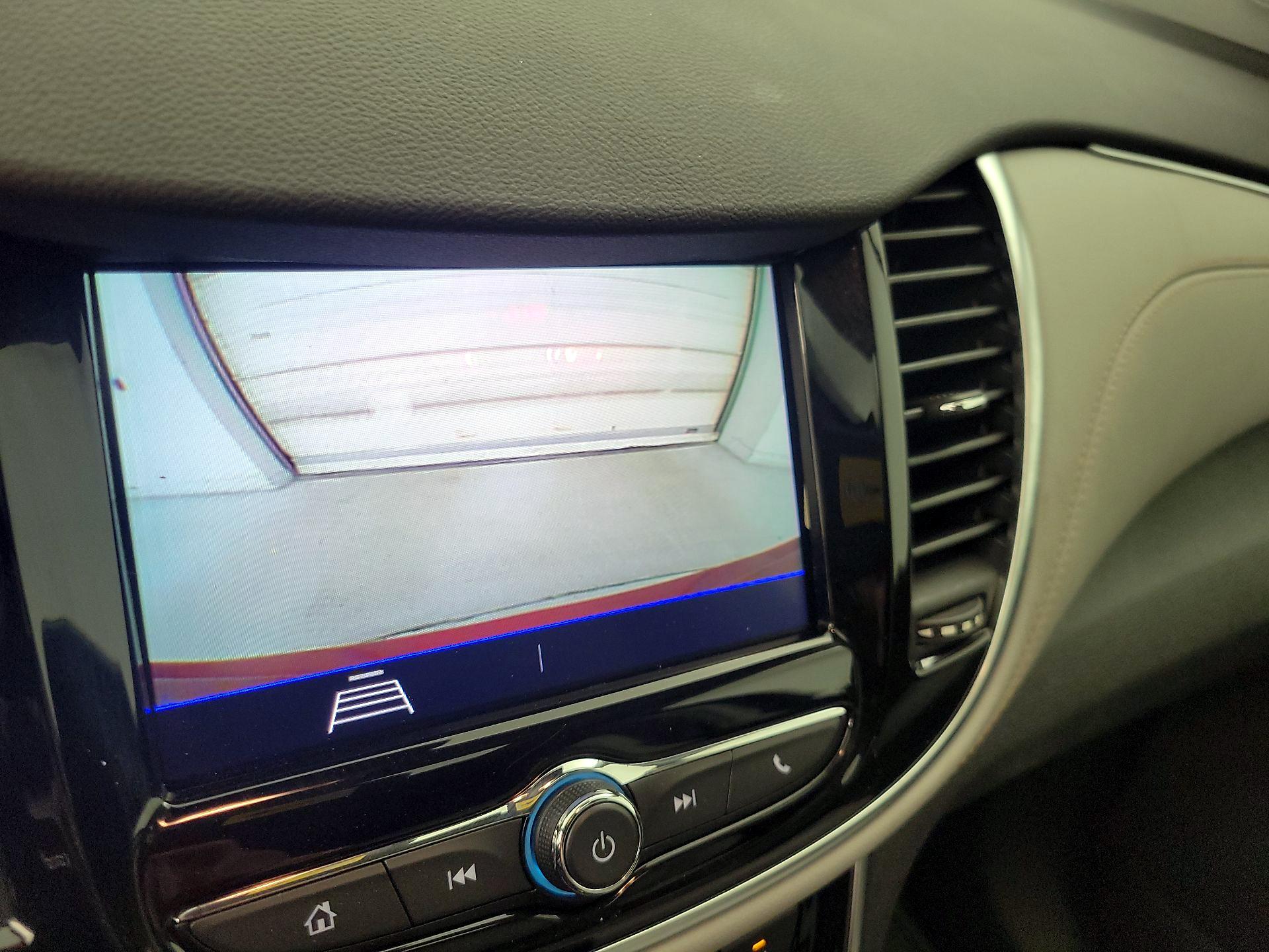 Thumbnail: 2020 Chevrolet Trax - 12