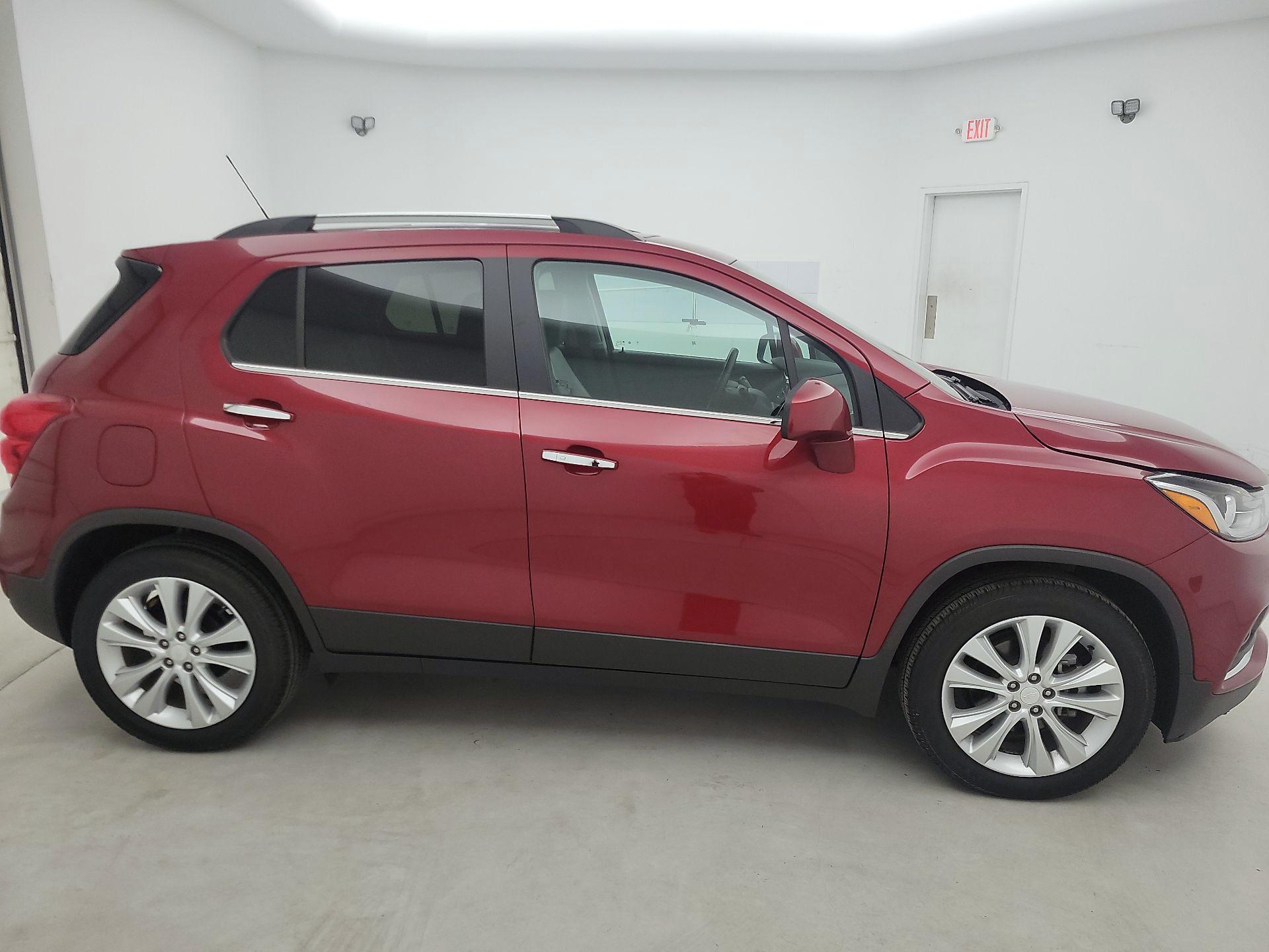 Thumbnail: 2020 Chevrolet Trax - 4