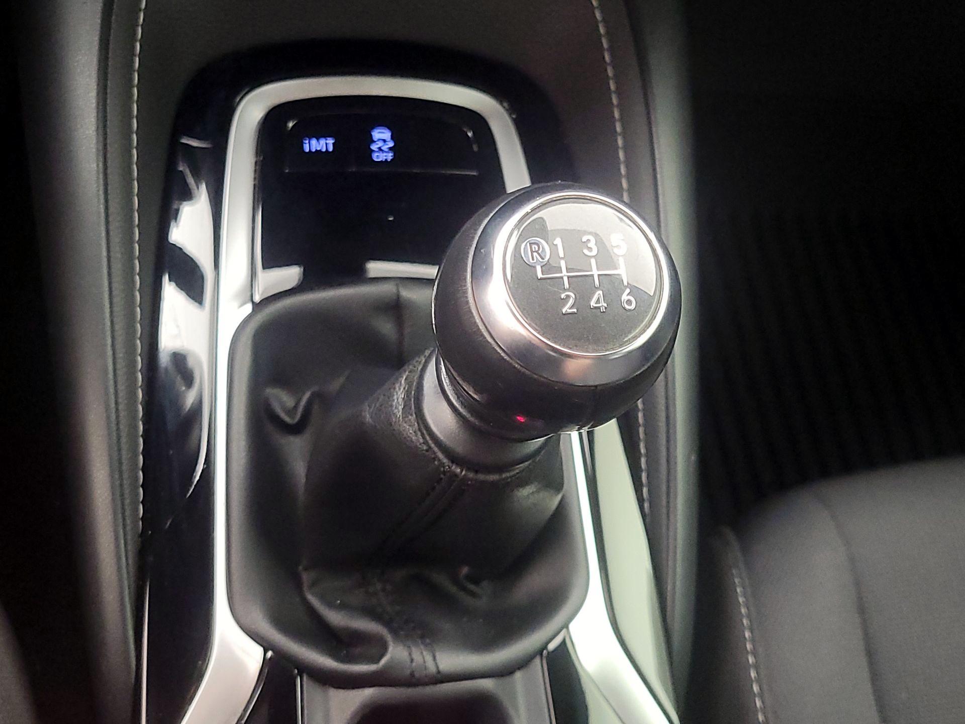 Thumbnail: 2021 Toyota Corolla - 15