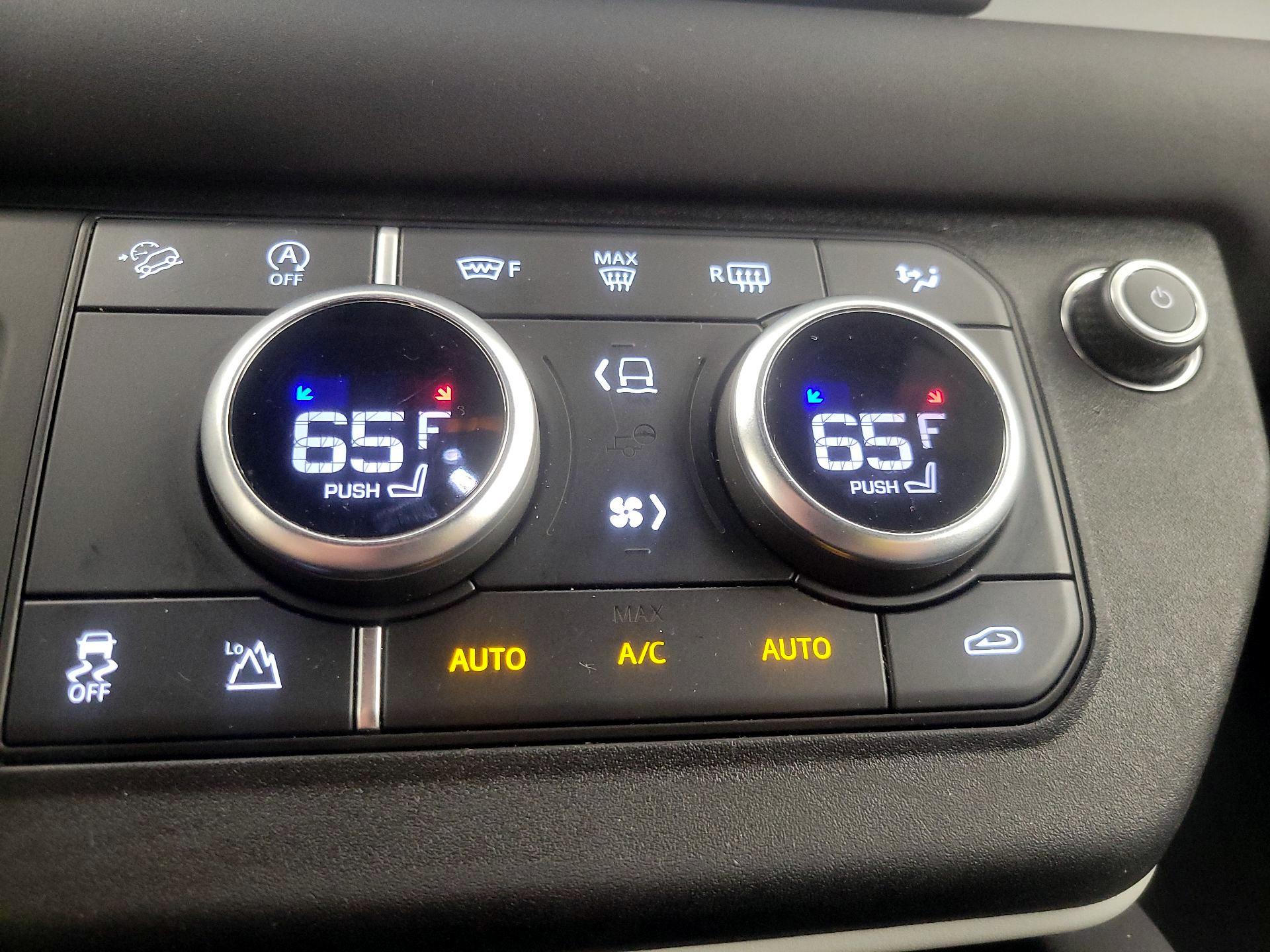 Thumbnail: 2024 Land Rover Defender - 15