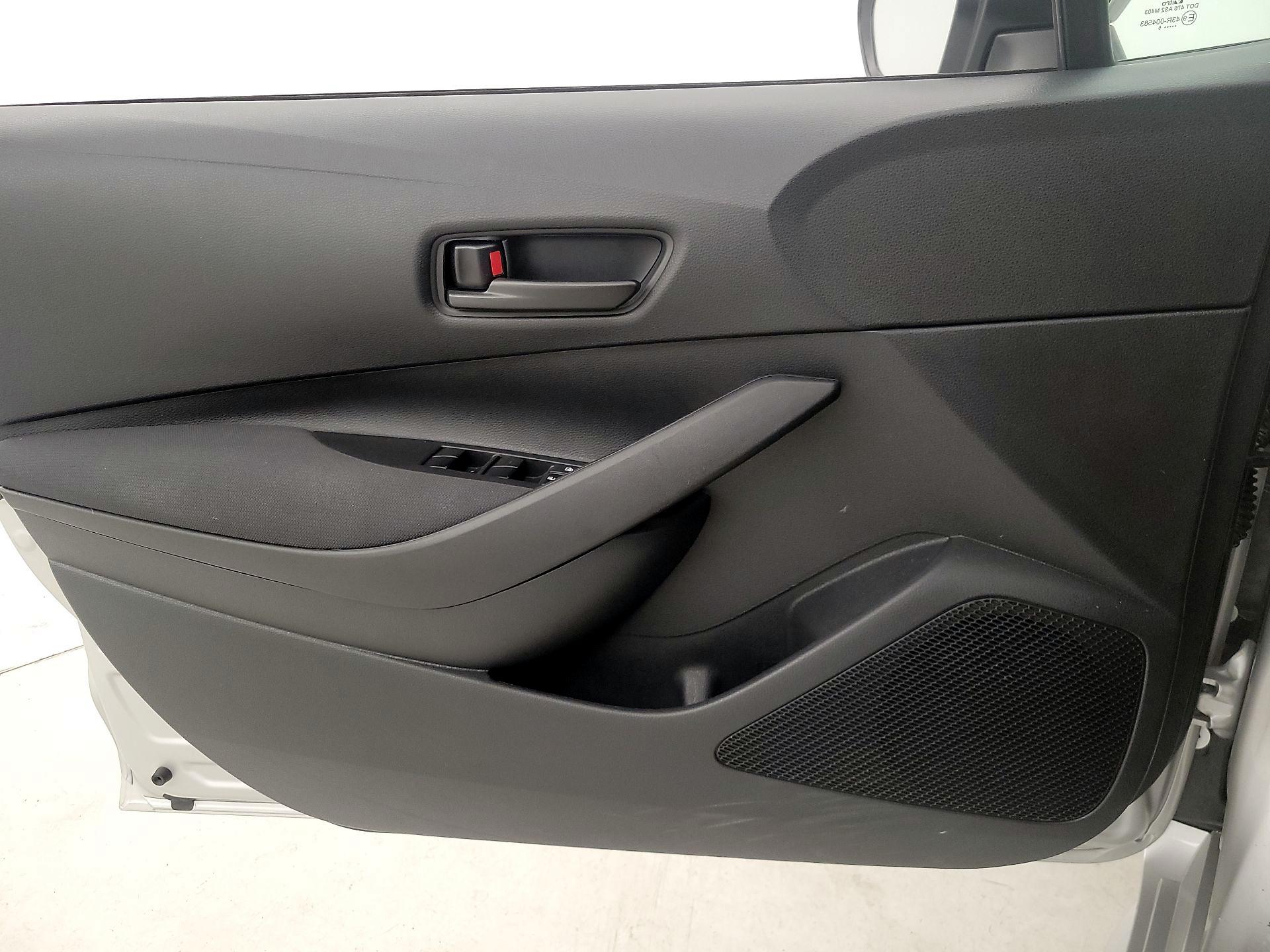 Thumbnail: 2025 Toyota Corolla - 12