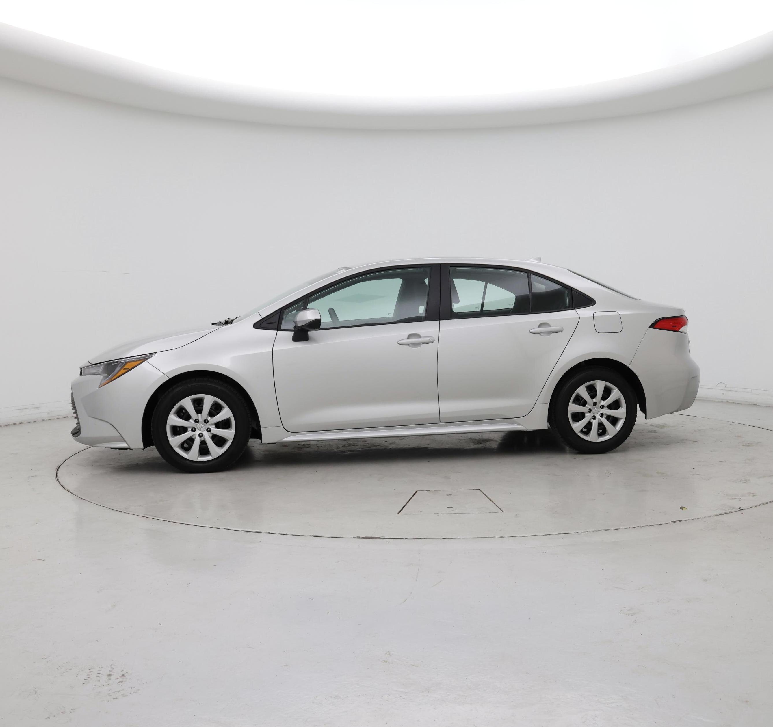 Thumbnail: 2025 Toyota Corolla - 3