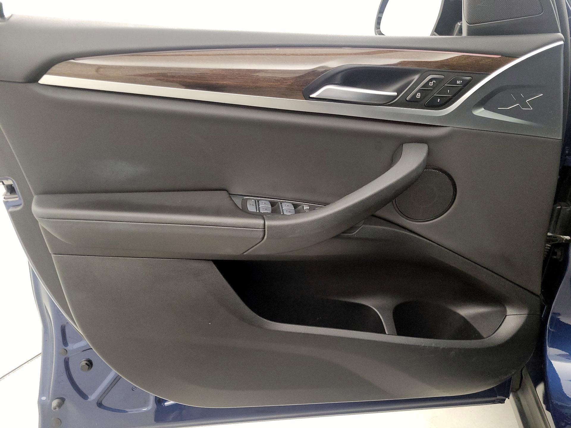 Thumbnail: 2021 BMW X3 - 12