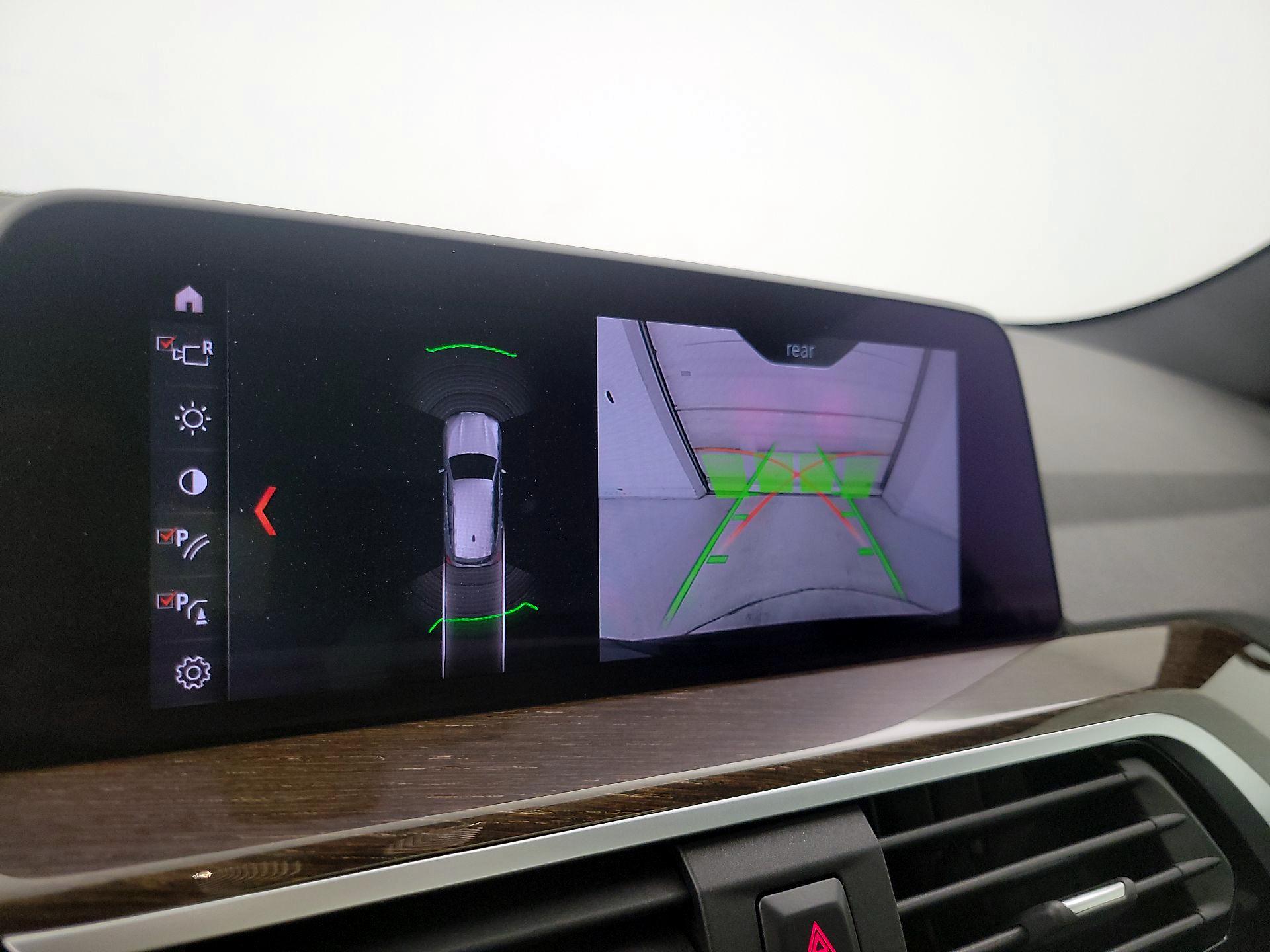Thumbnail: 2021 BMW X3 - 15