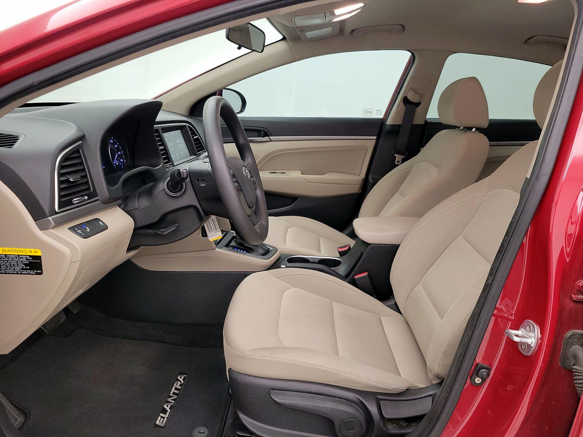 Thumbnail: 2018 Hyundai Elantra - 11