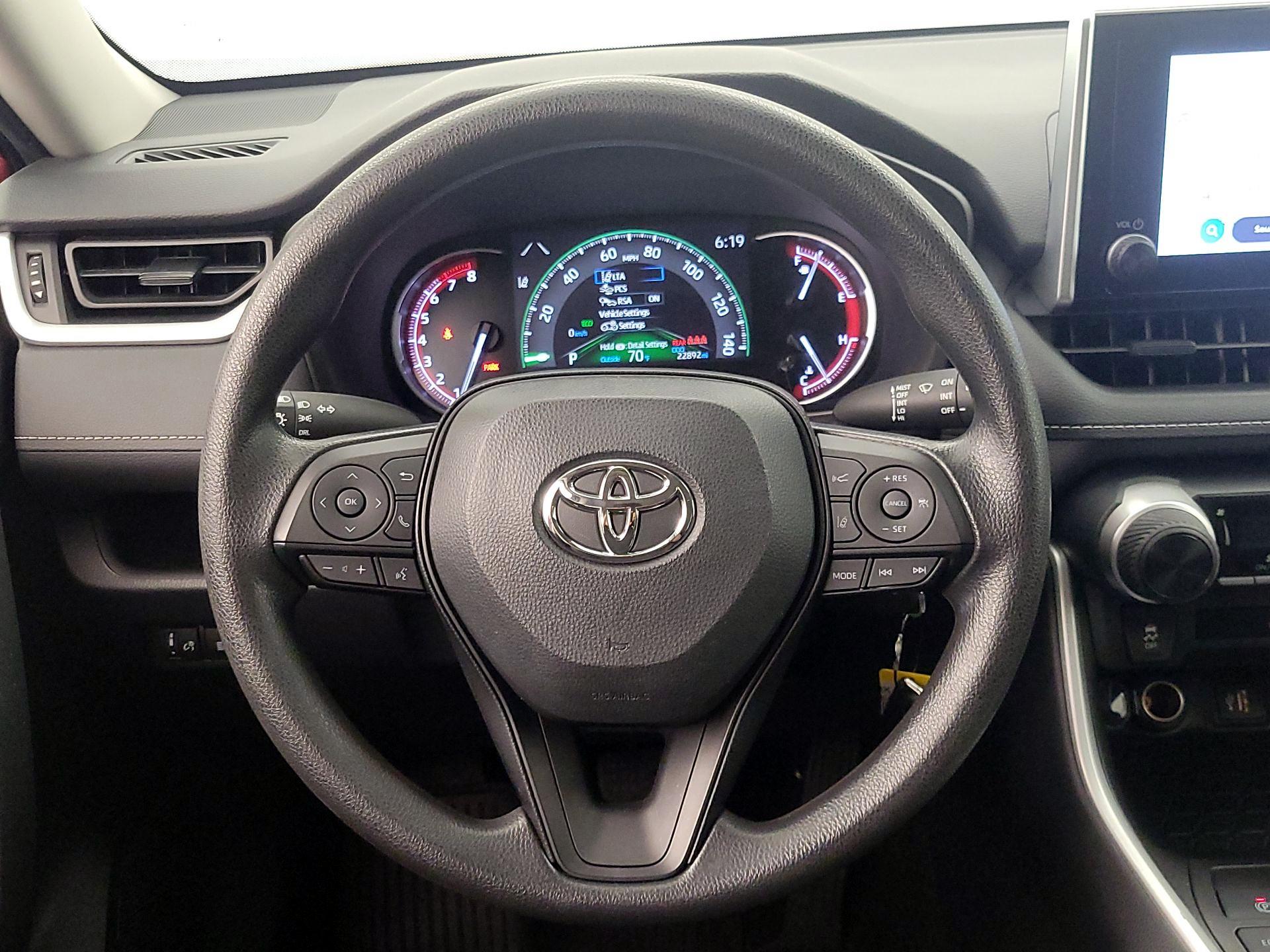 Thumbnail: 2023 Toyota RAV4 - 10