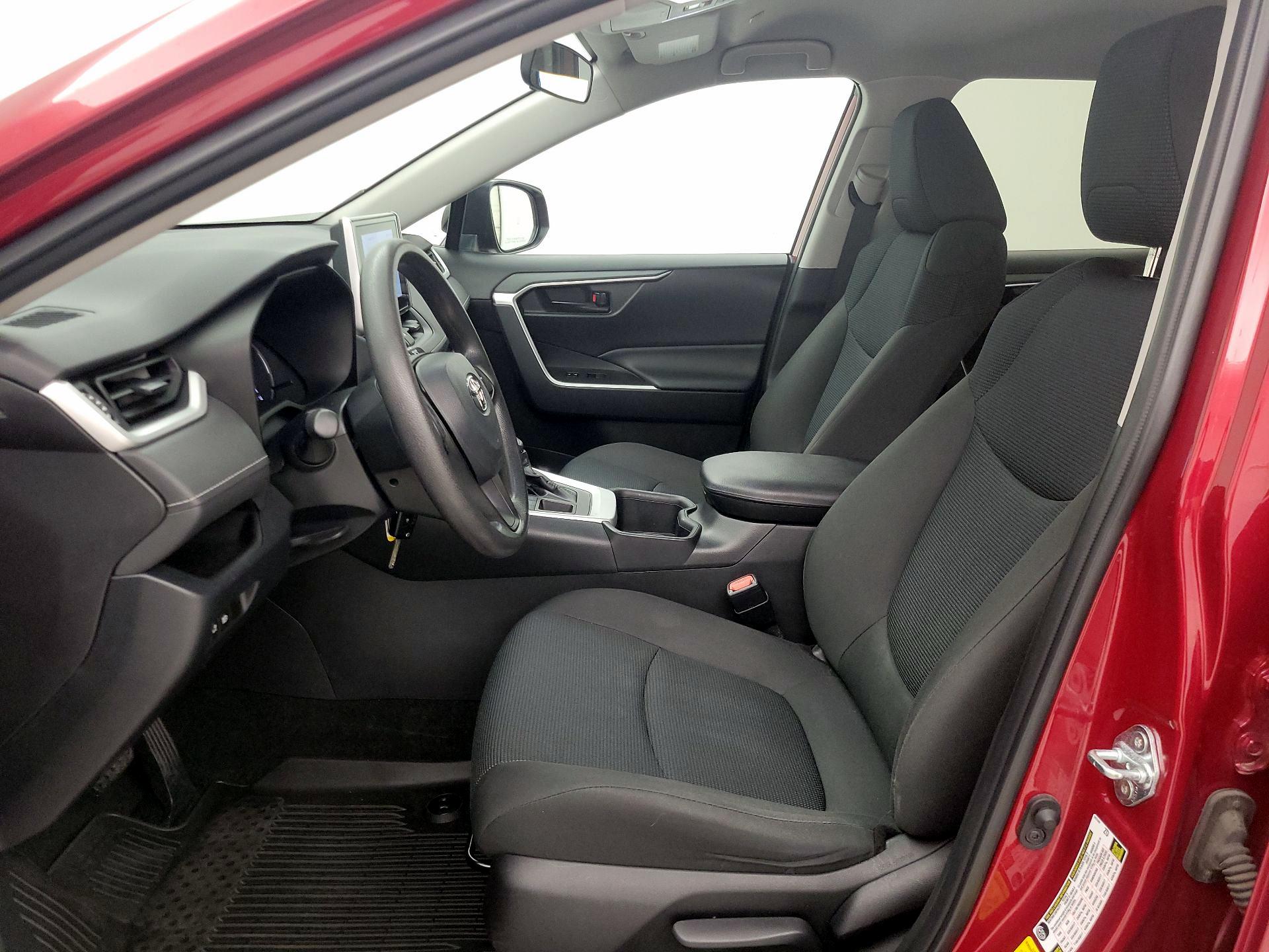 Thumbnail: 2023 Toyota RAV4 - 11