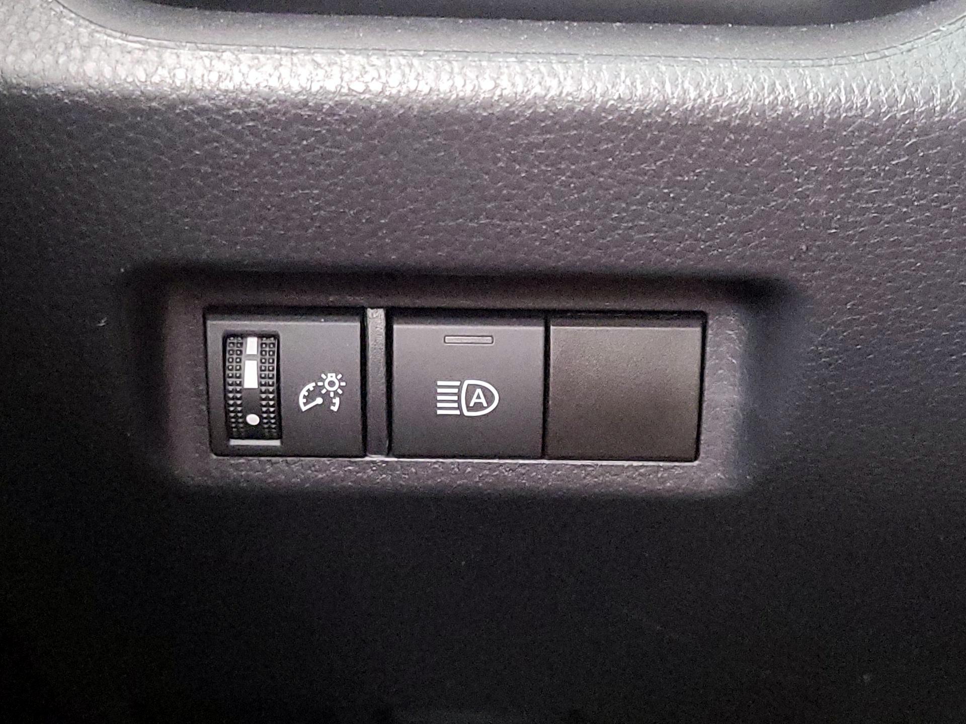 Thumbnail: 2023 Toyota RAV4 - 13