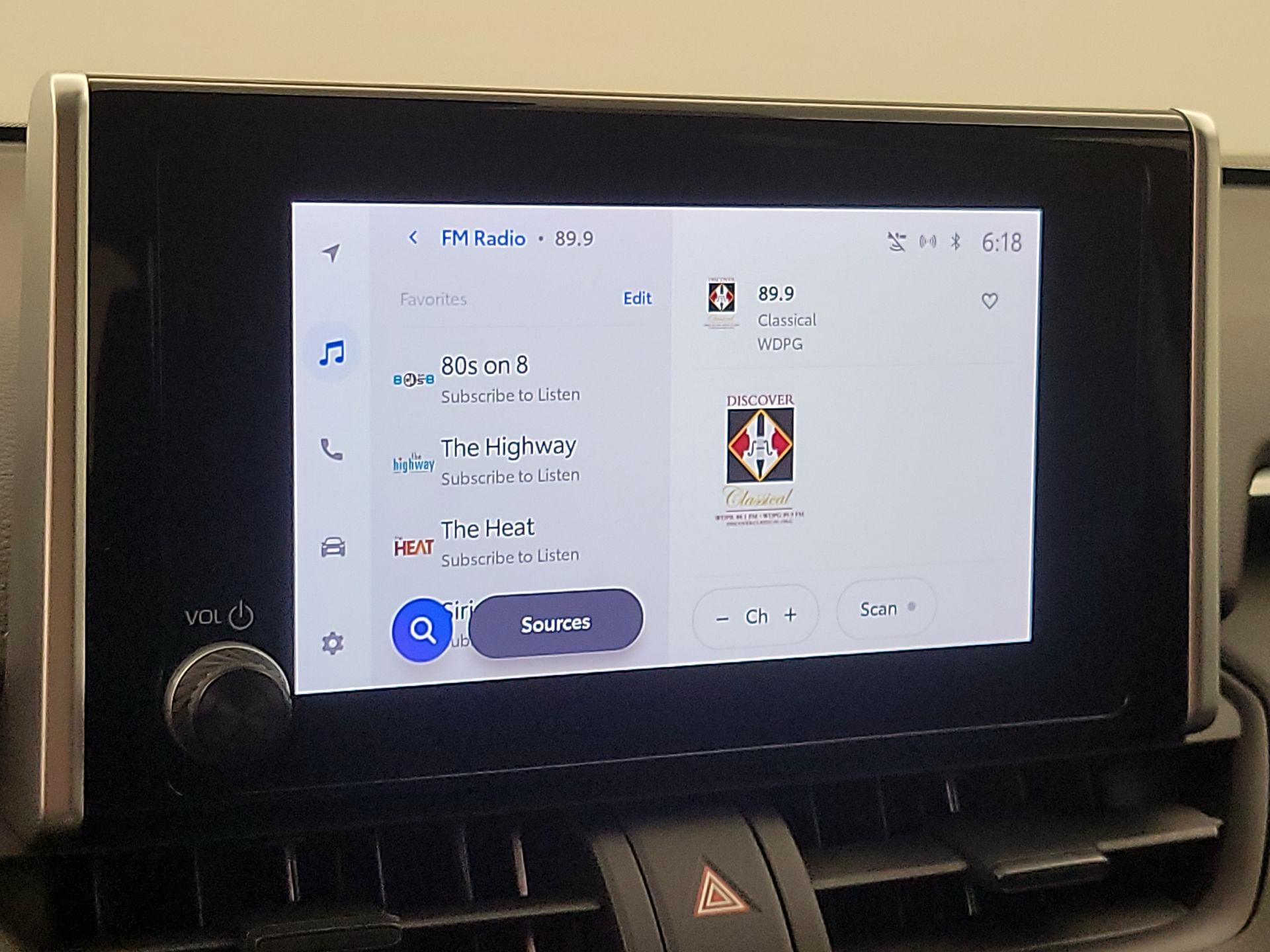 Thumbnail: 2023 Toyota RAV4 - 15