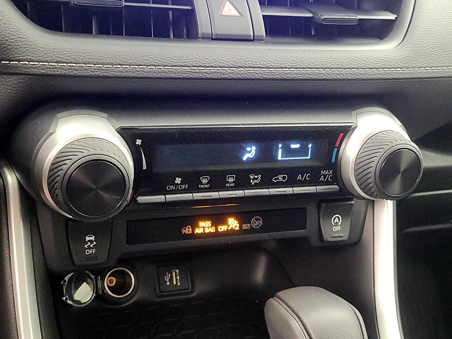 Thumbnail: 2023 Toyota RAV4 - 16