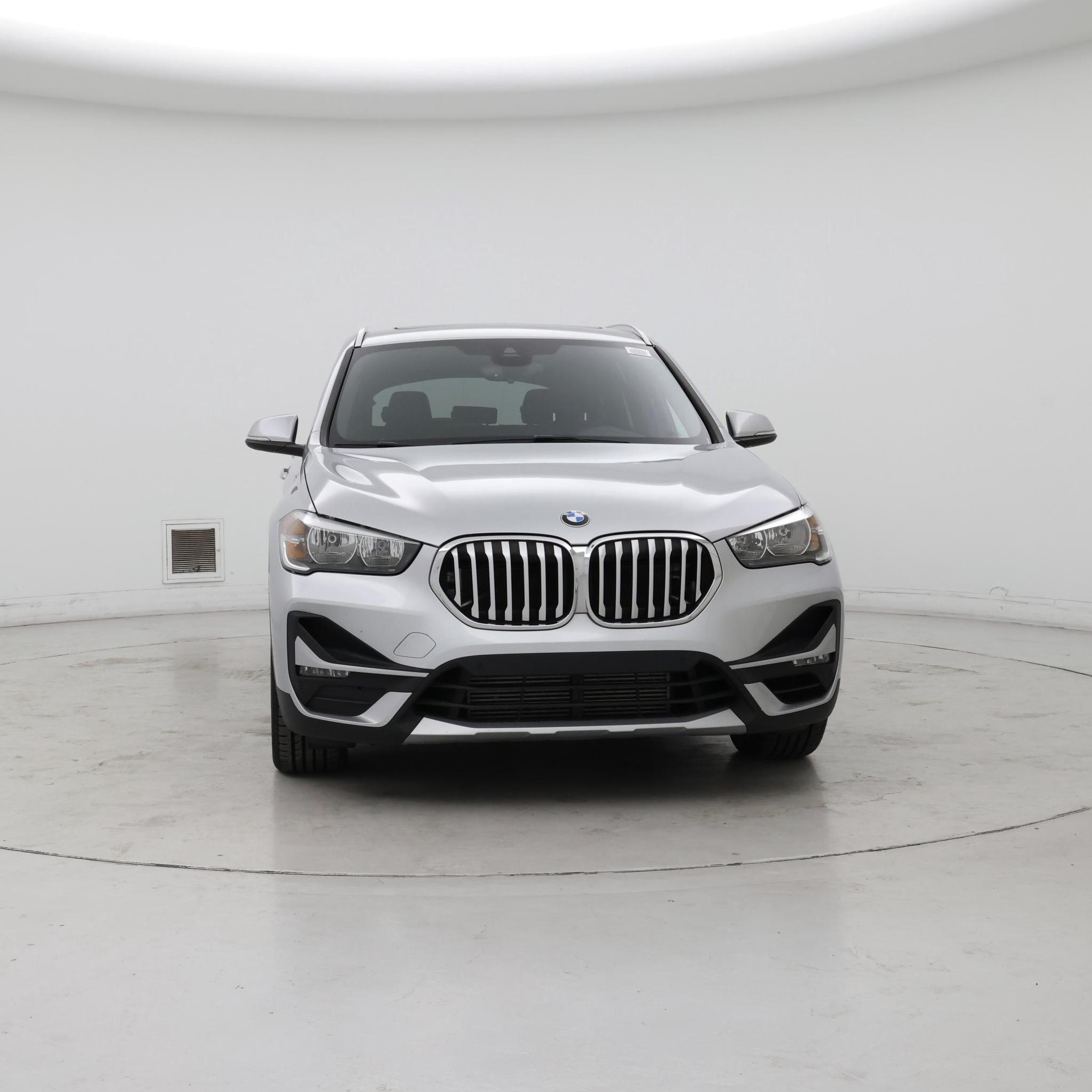 Thumbnail: 2020 BMW X1 - 5