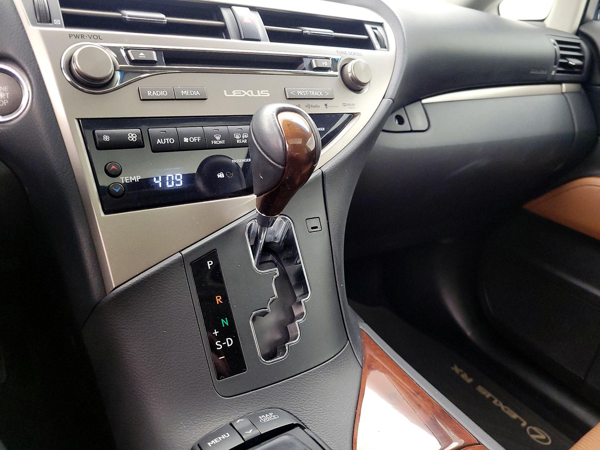 Thumbnail: 2015 Lexus RX - 17