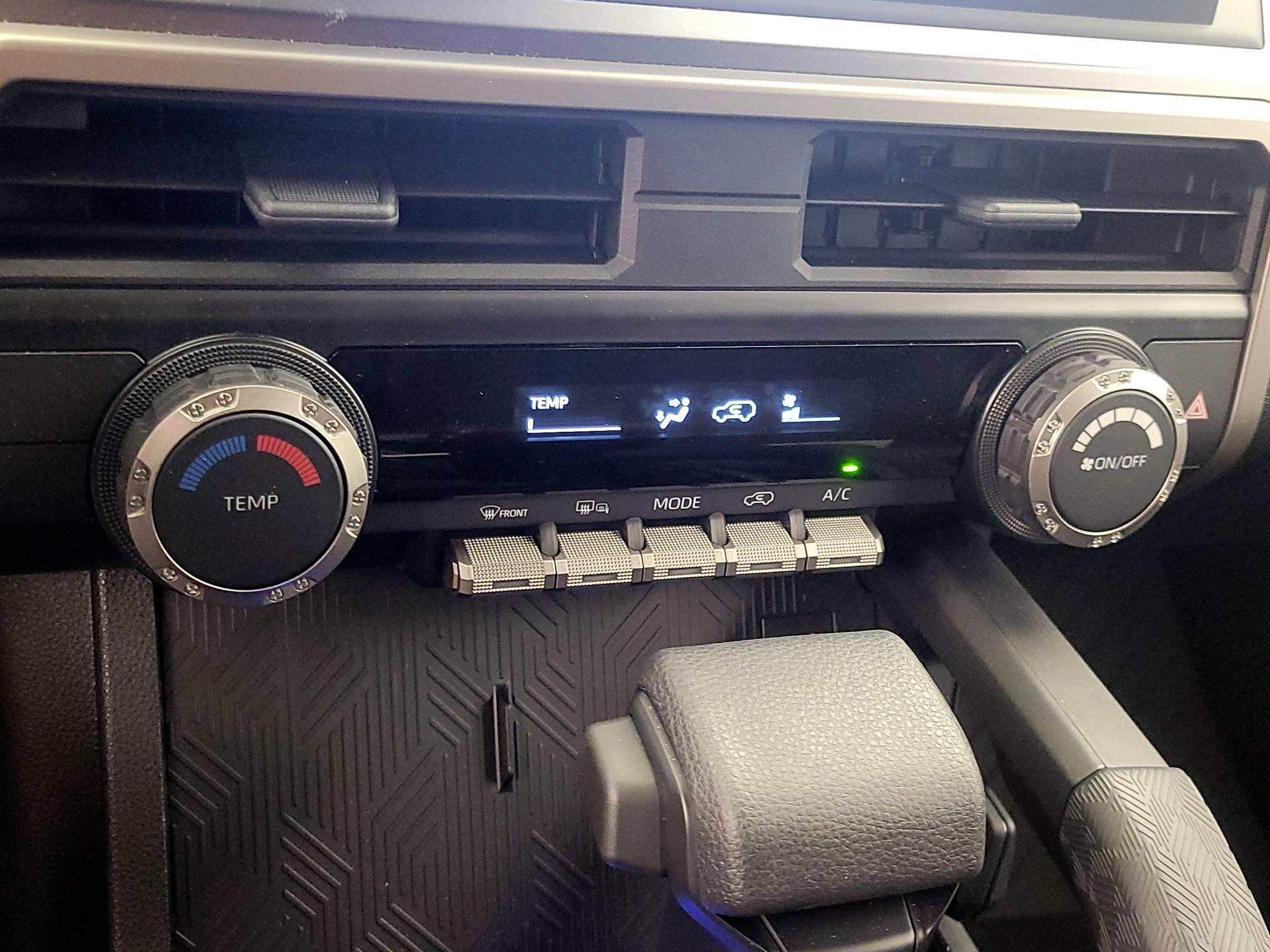 Thumbnail: 2025 Toyota 4Runner - 16