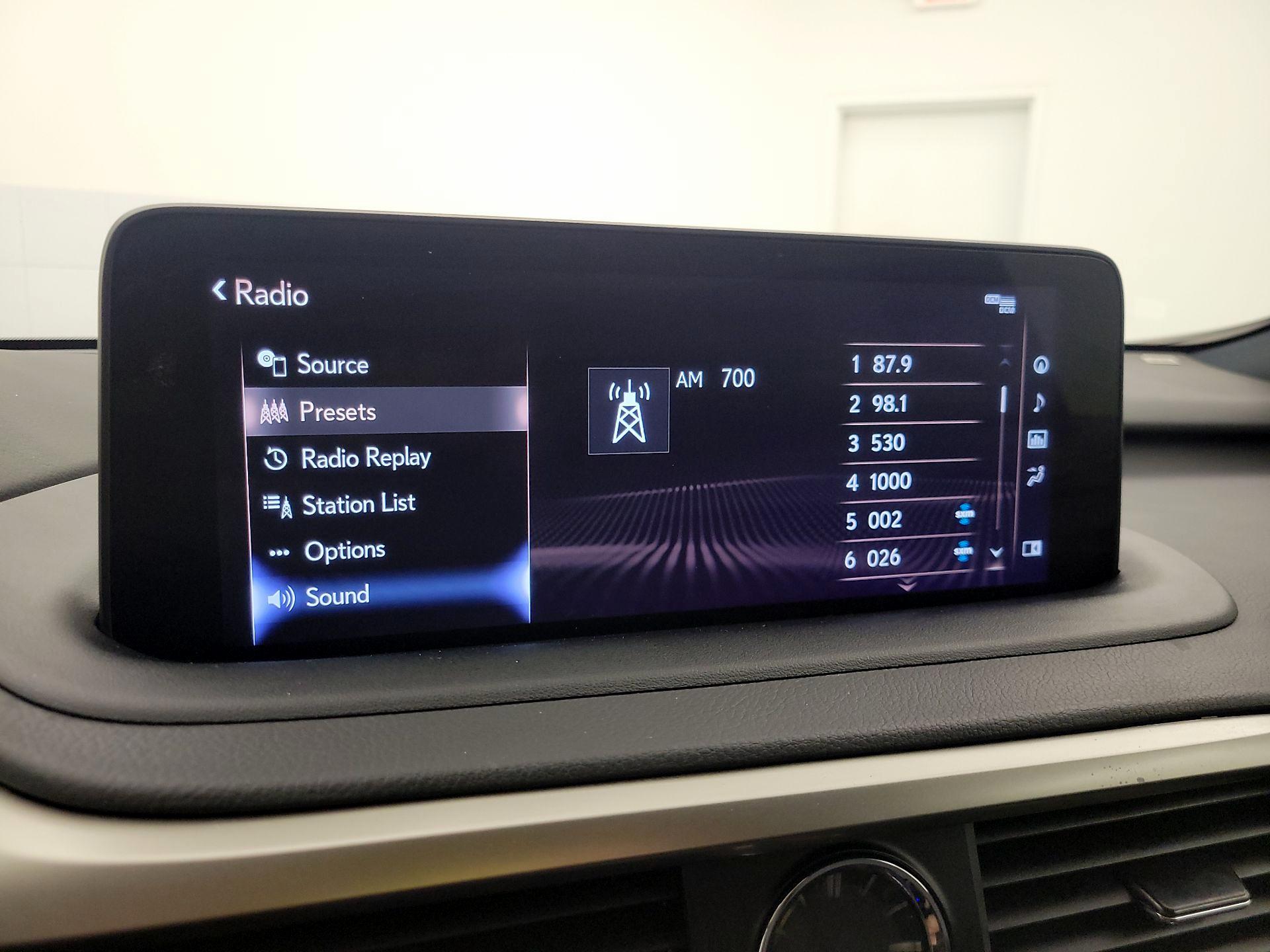 Thumbnail: 2022 Lexus RX - 14