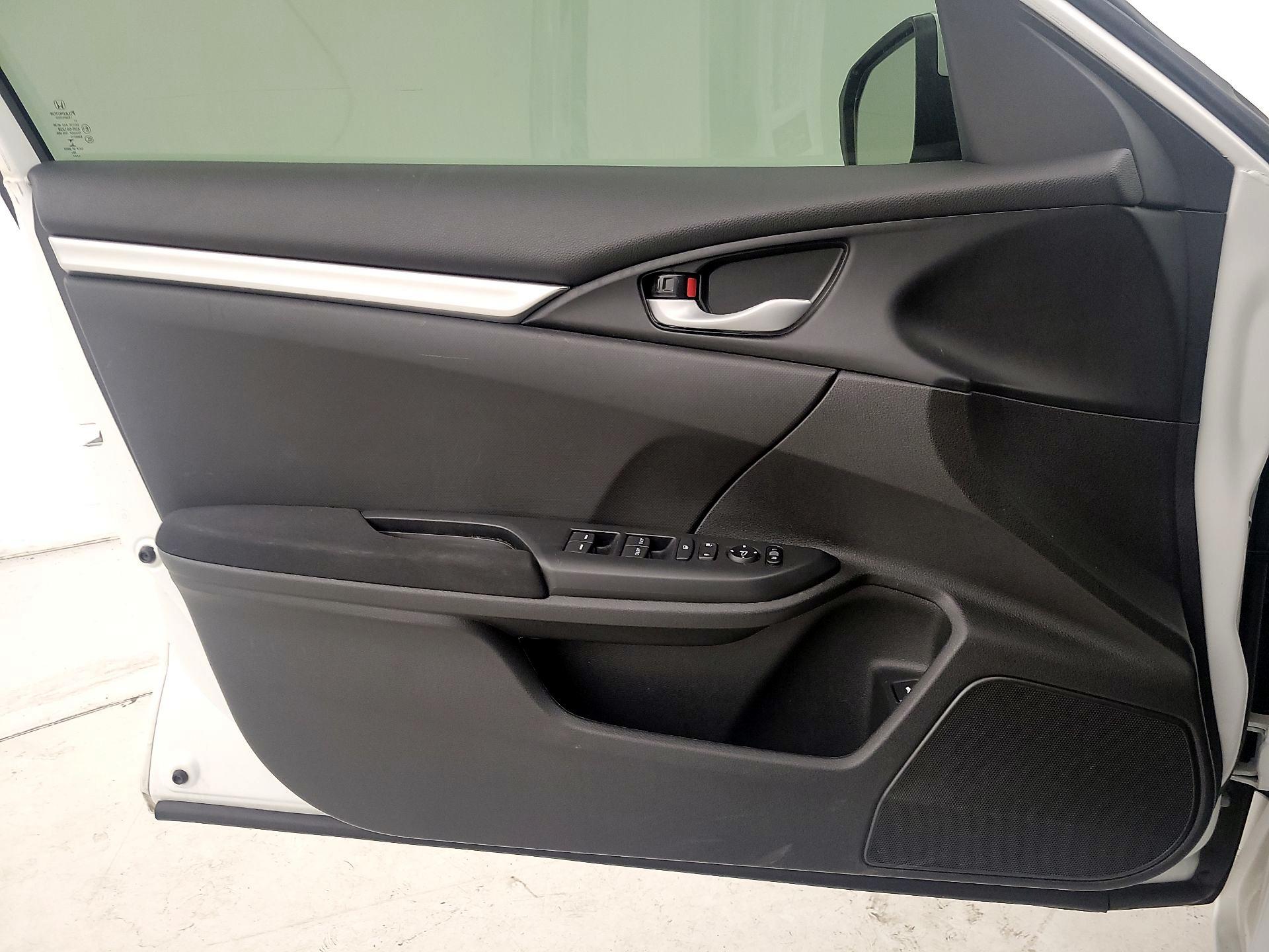 Thumbnail: 2020 Honda Civic - 12