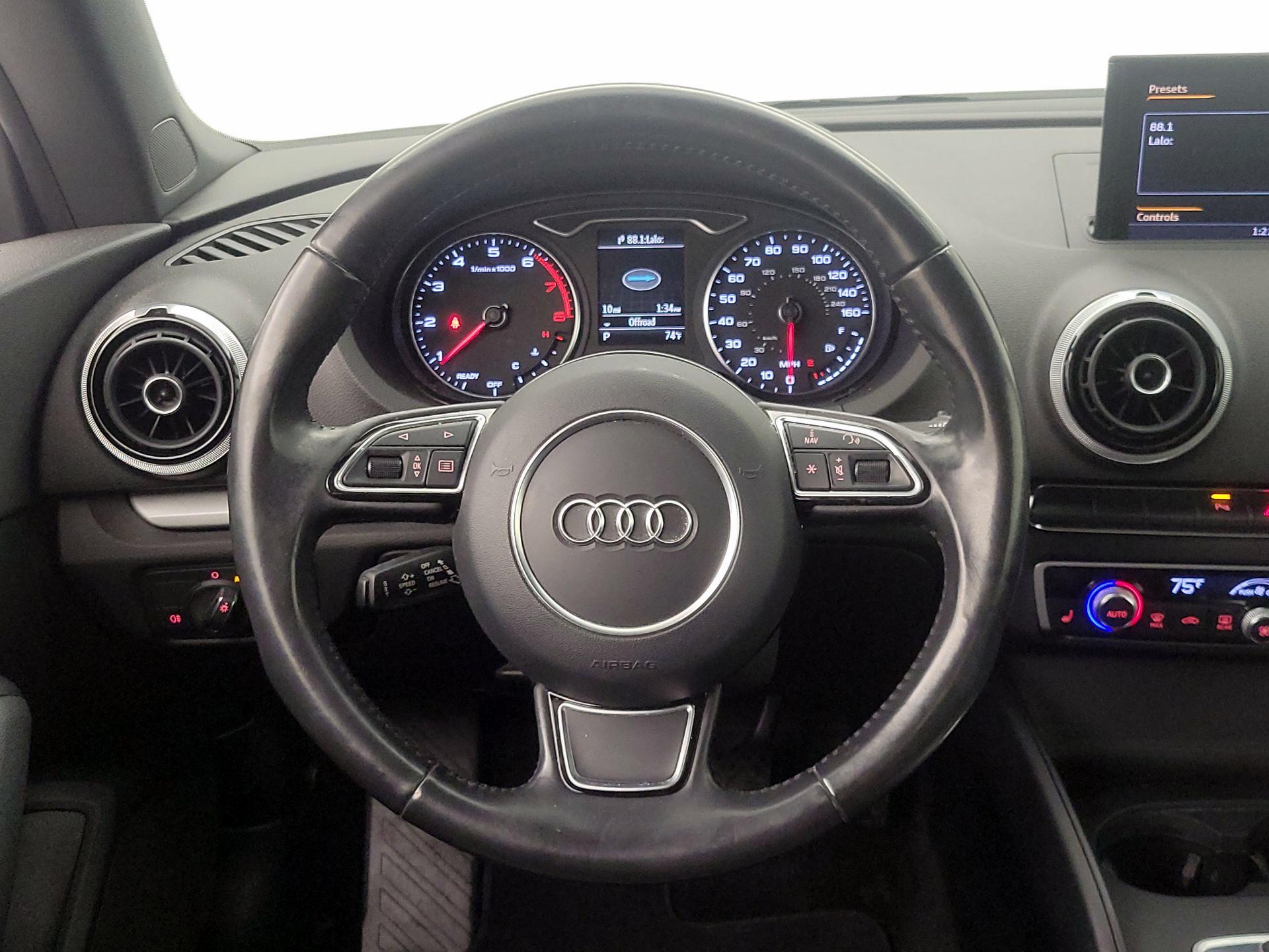 Thumbnail: 2016 Audi A3 - 10