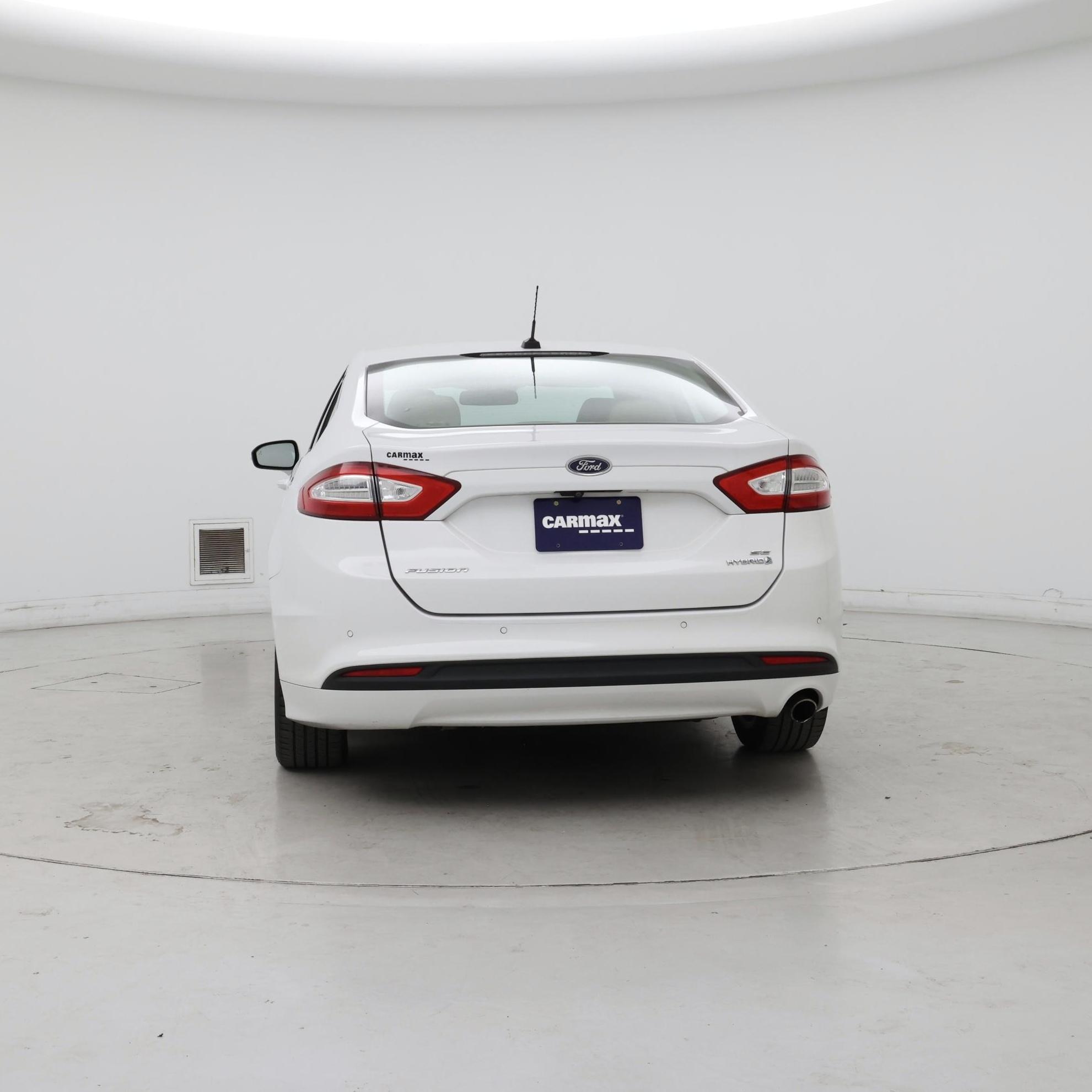 Thumbnail: 2016 Ford Fusion - 6